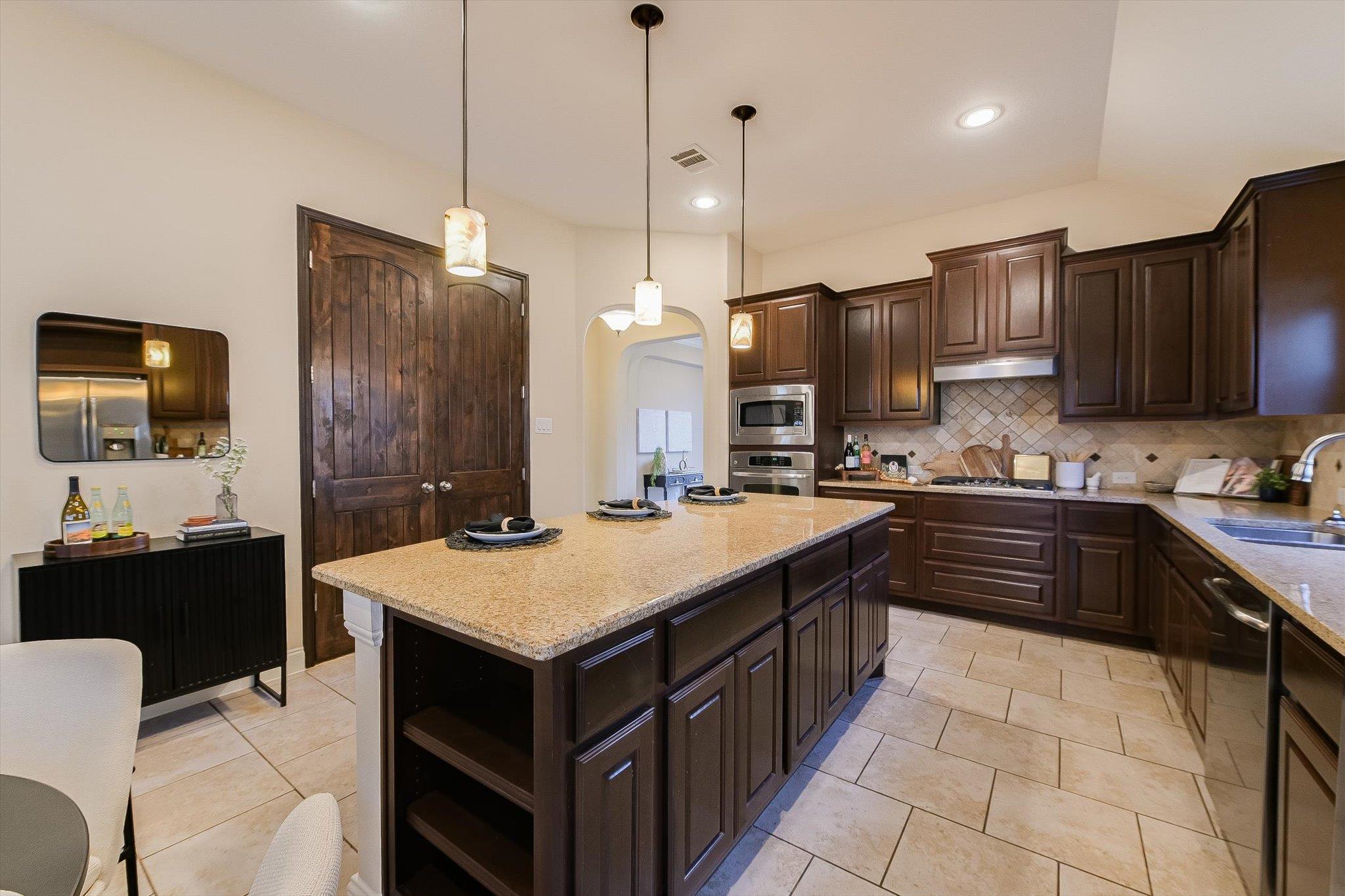 13017 Hymeadow Cir, Austin, TX 78729