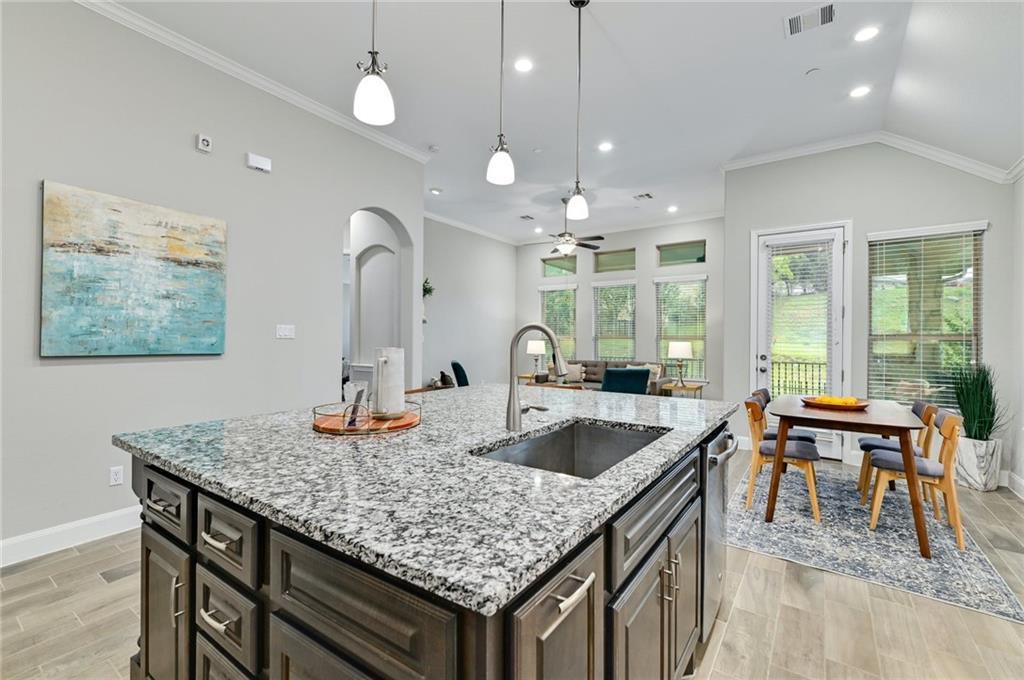 204 Maxwell Way # 39, Austin, TX 78738