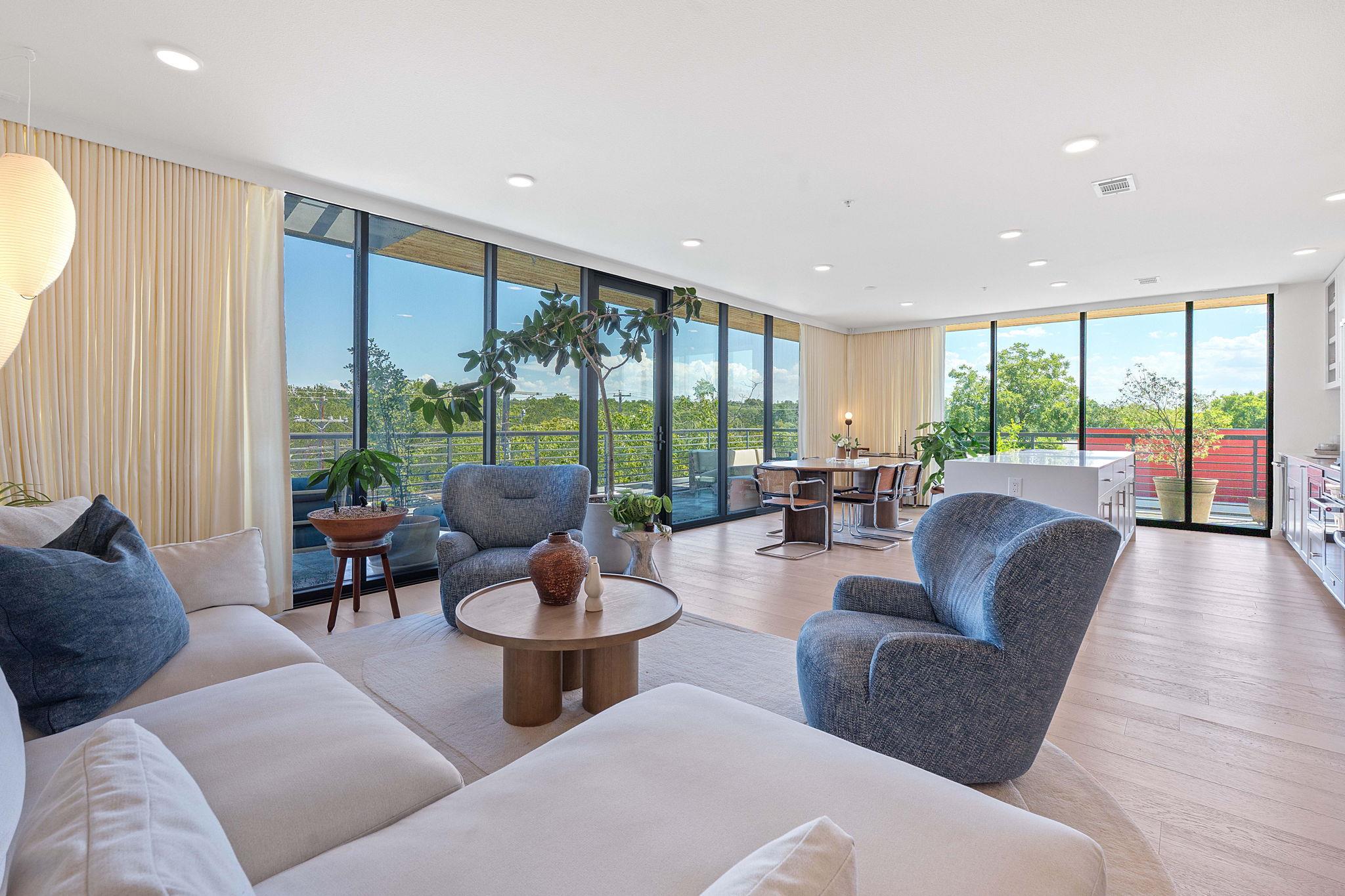 1600 S 1st St # 410, Austin, TX 78704