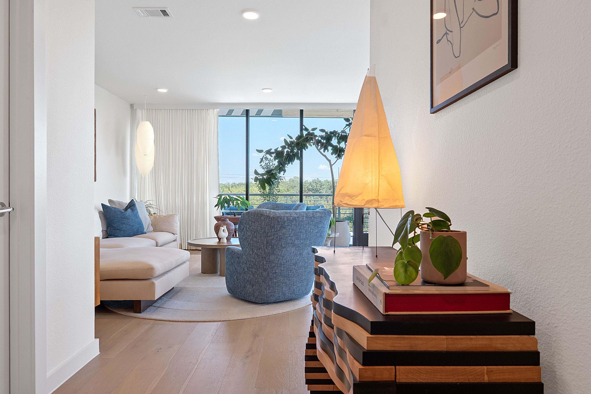 1600 S 1st St # 410, Austin, TX 78704