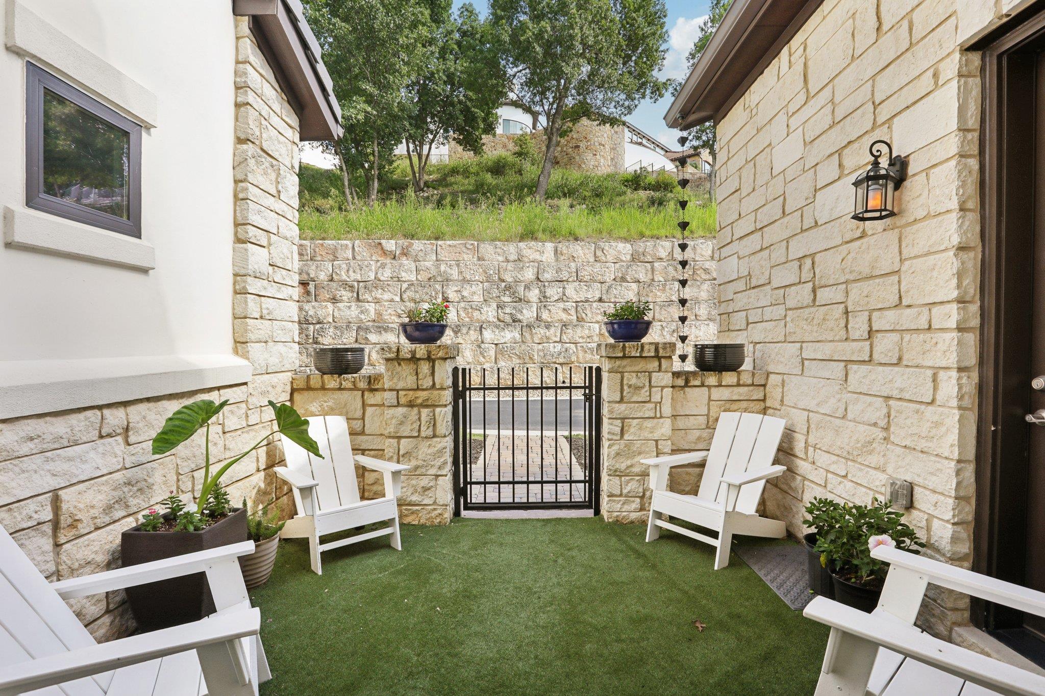 101 Cascading Water Pl, Austin, TX 78734