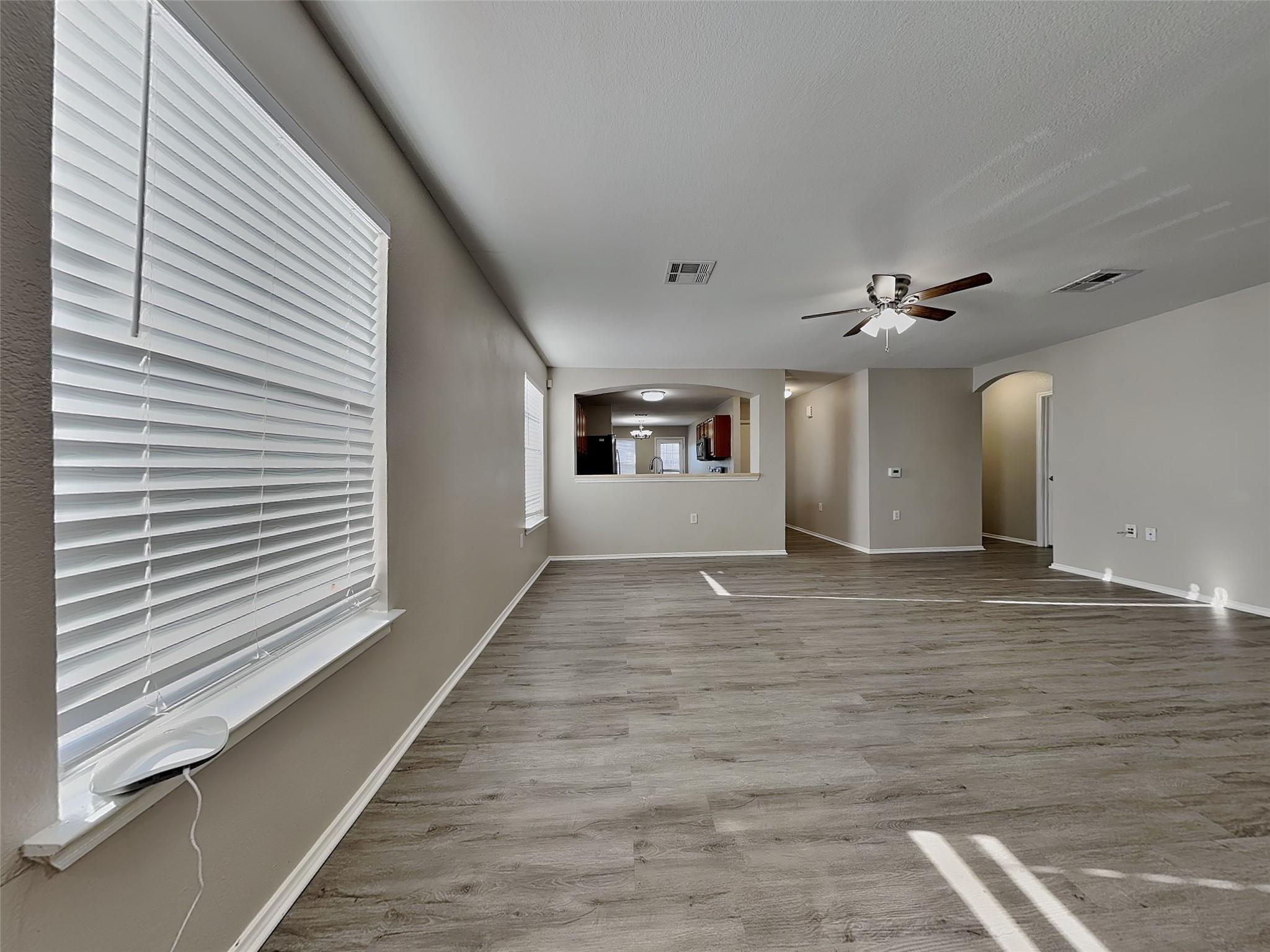 12529 Sky Harbor Dr, Del Valle, TX 78617