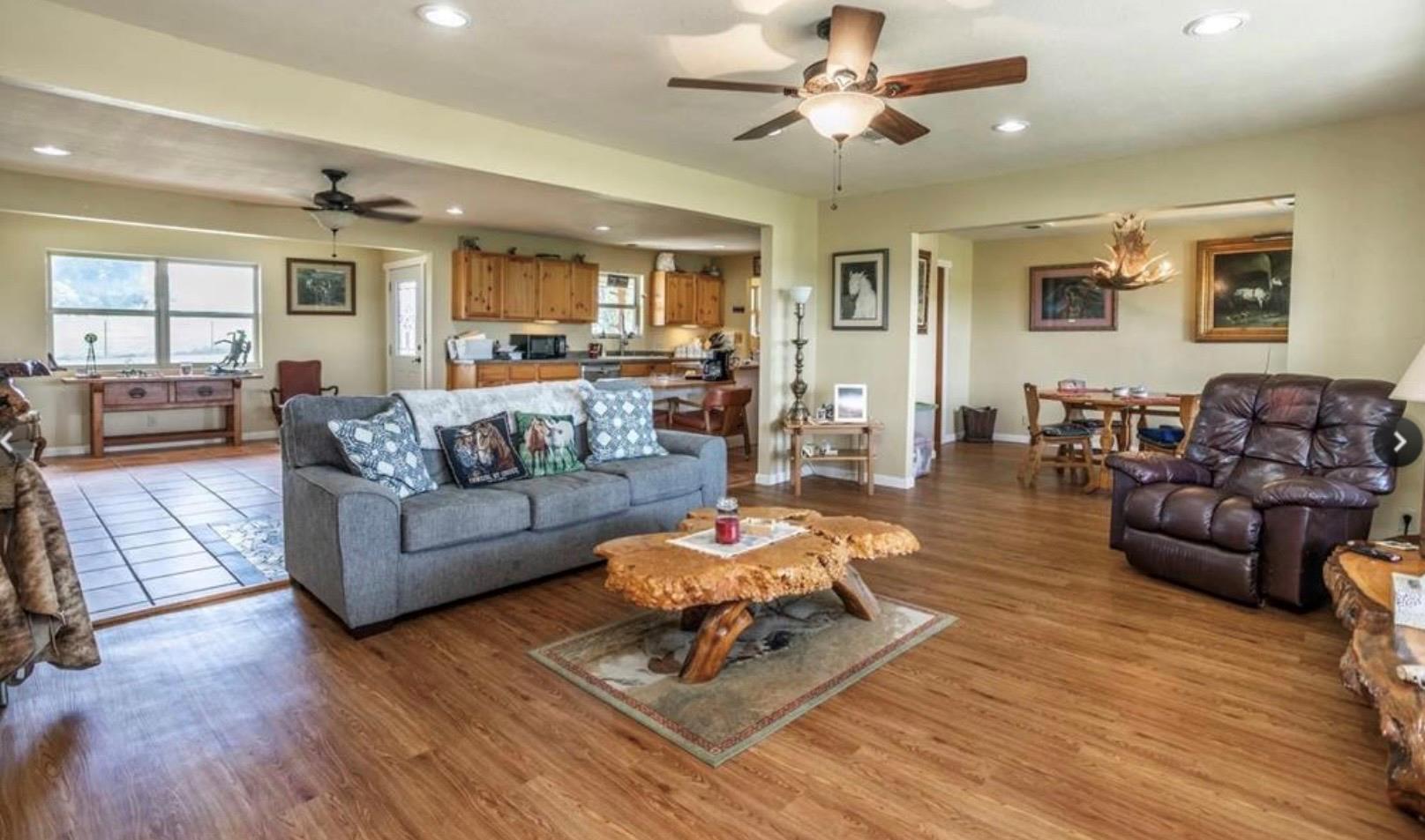 638 County Road 119 Rd, Gainesville, TX 76240