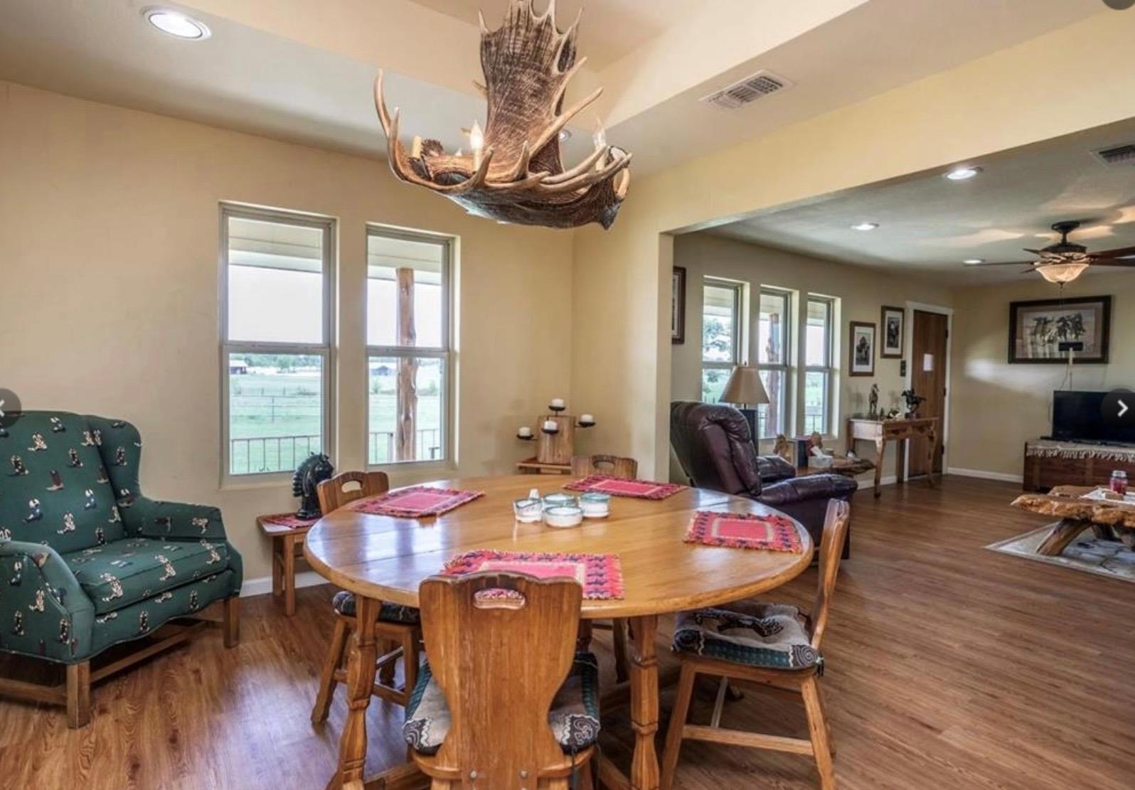 638 County Road 119 Rd, Gainesville, TX 76240