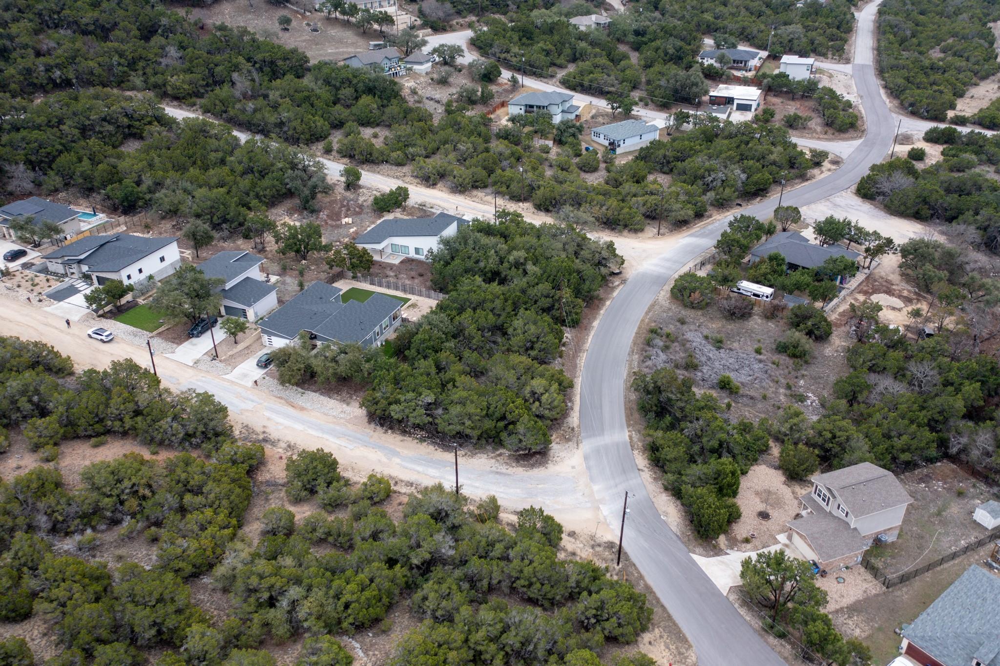 8601 Big Horn Cir, Lago Vista, TX 78645