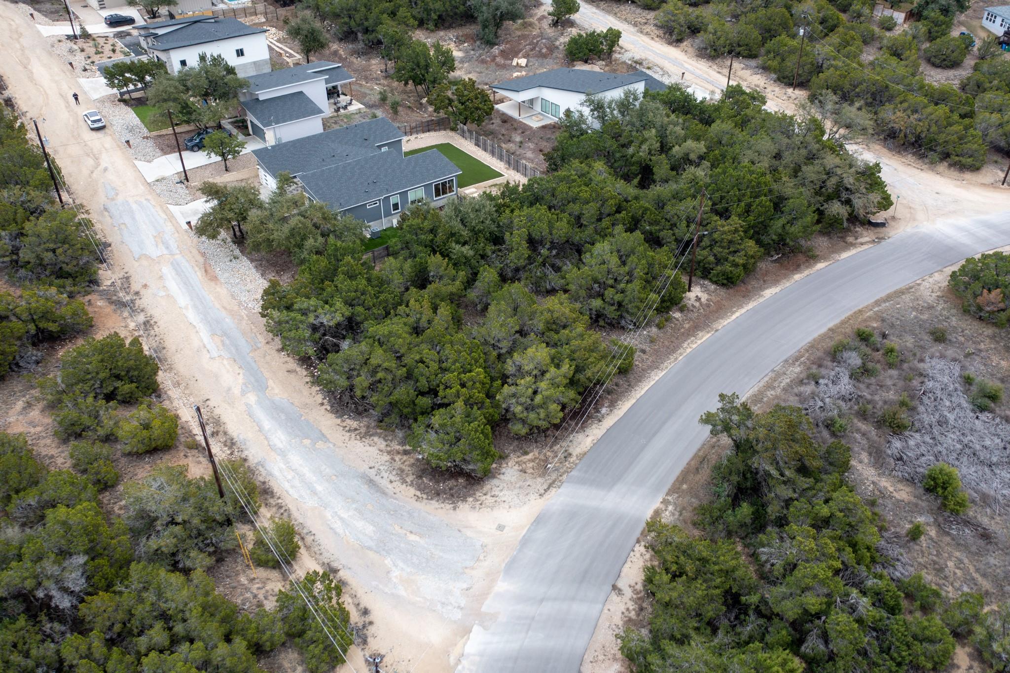 8601 Big Horn Cir, Lago Vista, TX 78645