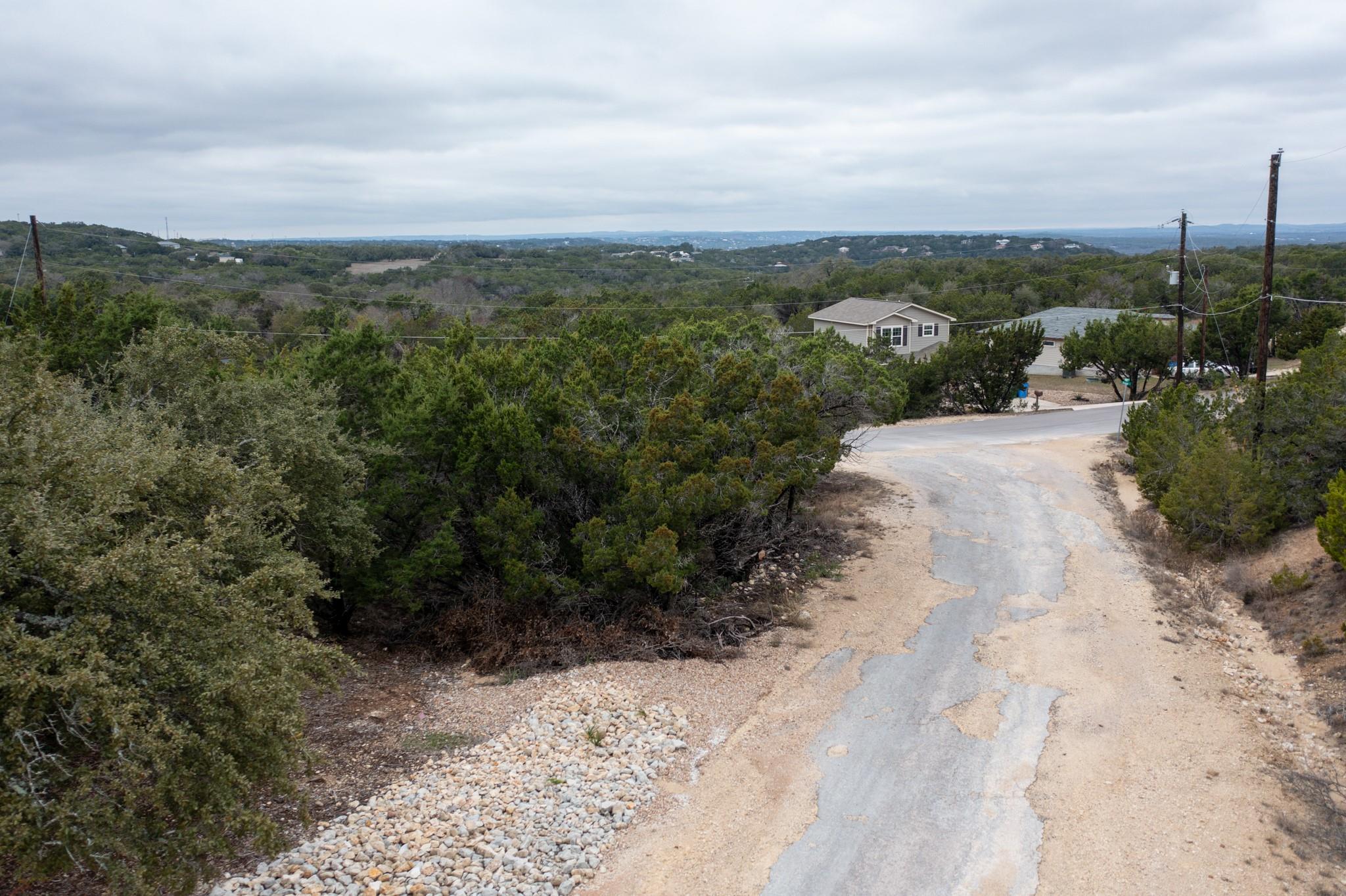 8601 Big Horn Cir, Lago Vista, TX 78645