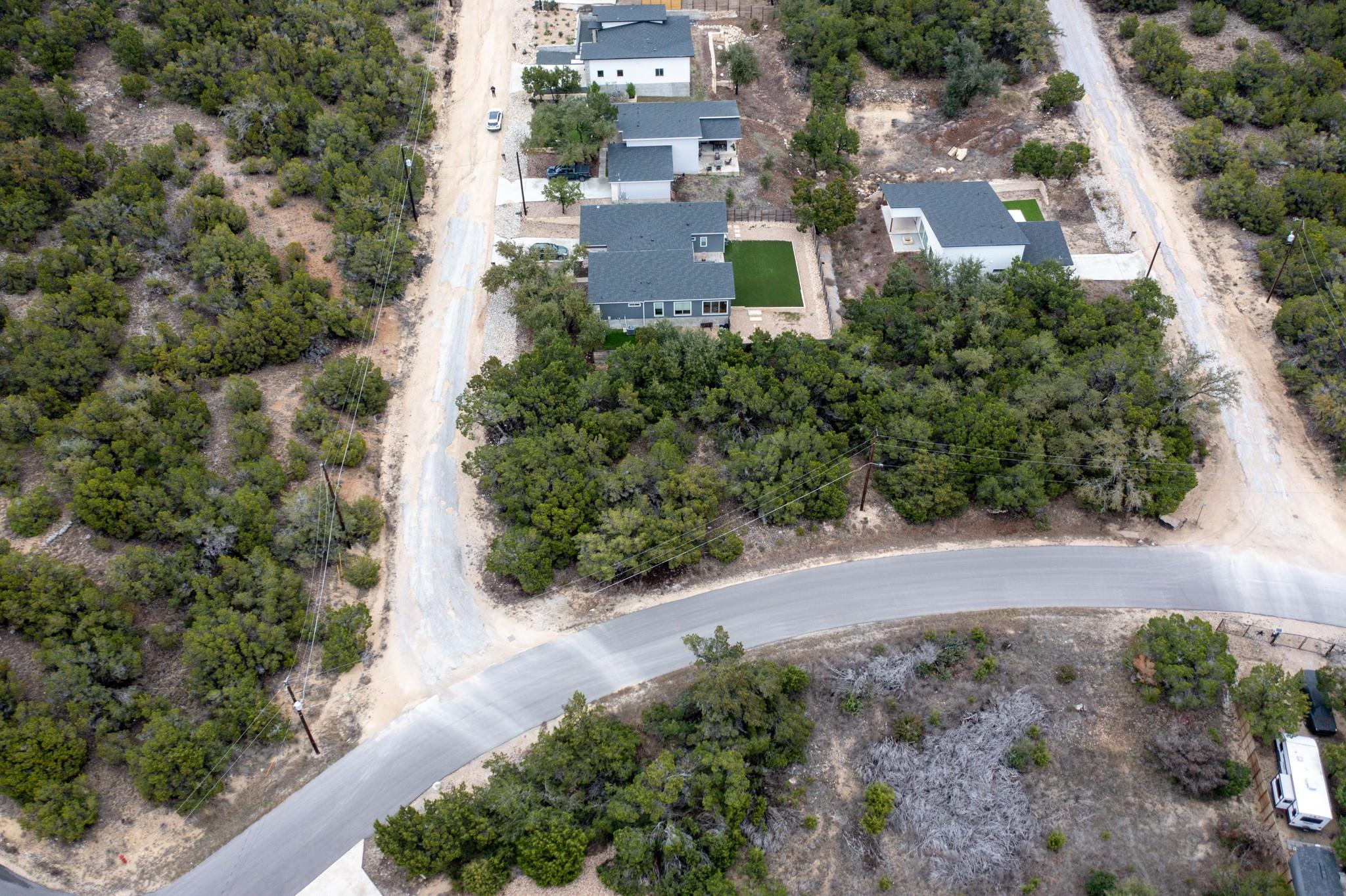 8601 Big Horn Cir, Lago Vista, TX 78645