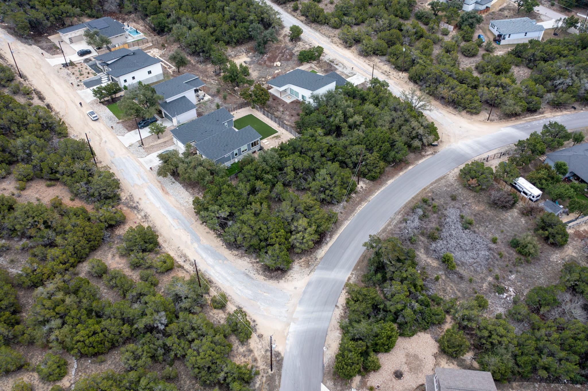 8601 Big Horn Cir, Lago Vista, TX 78645