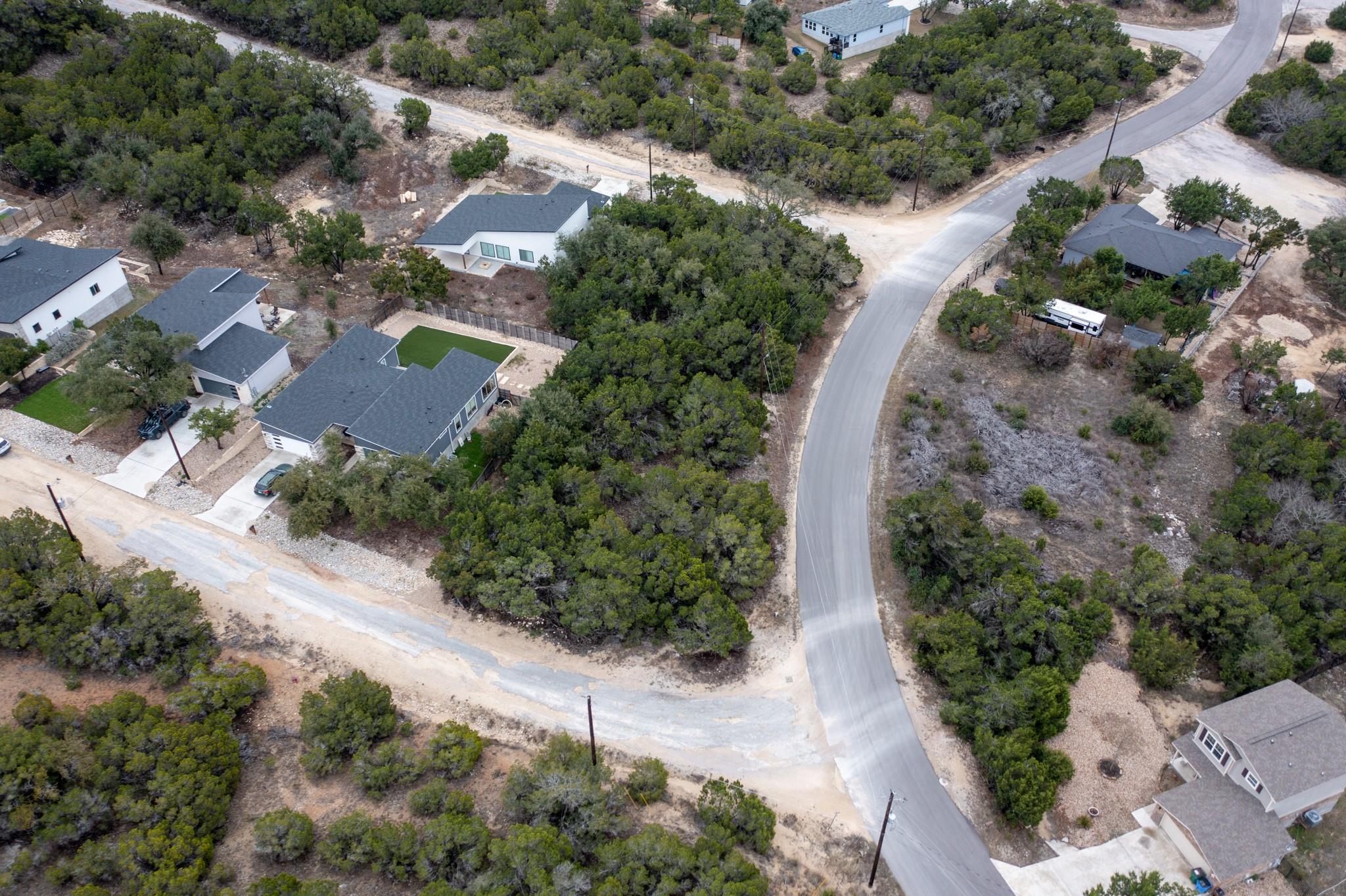 8601 Big Horn Cir, Lago Vista, TX 78645