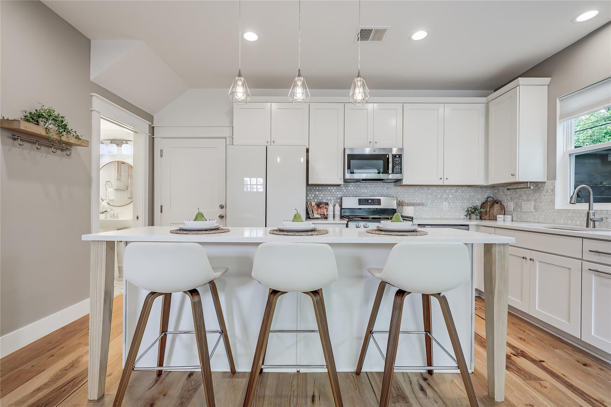 5512 Duval St # 2, Austin, TX 78751