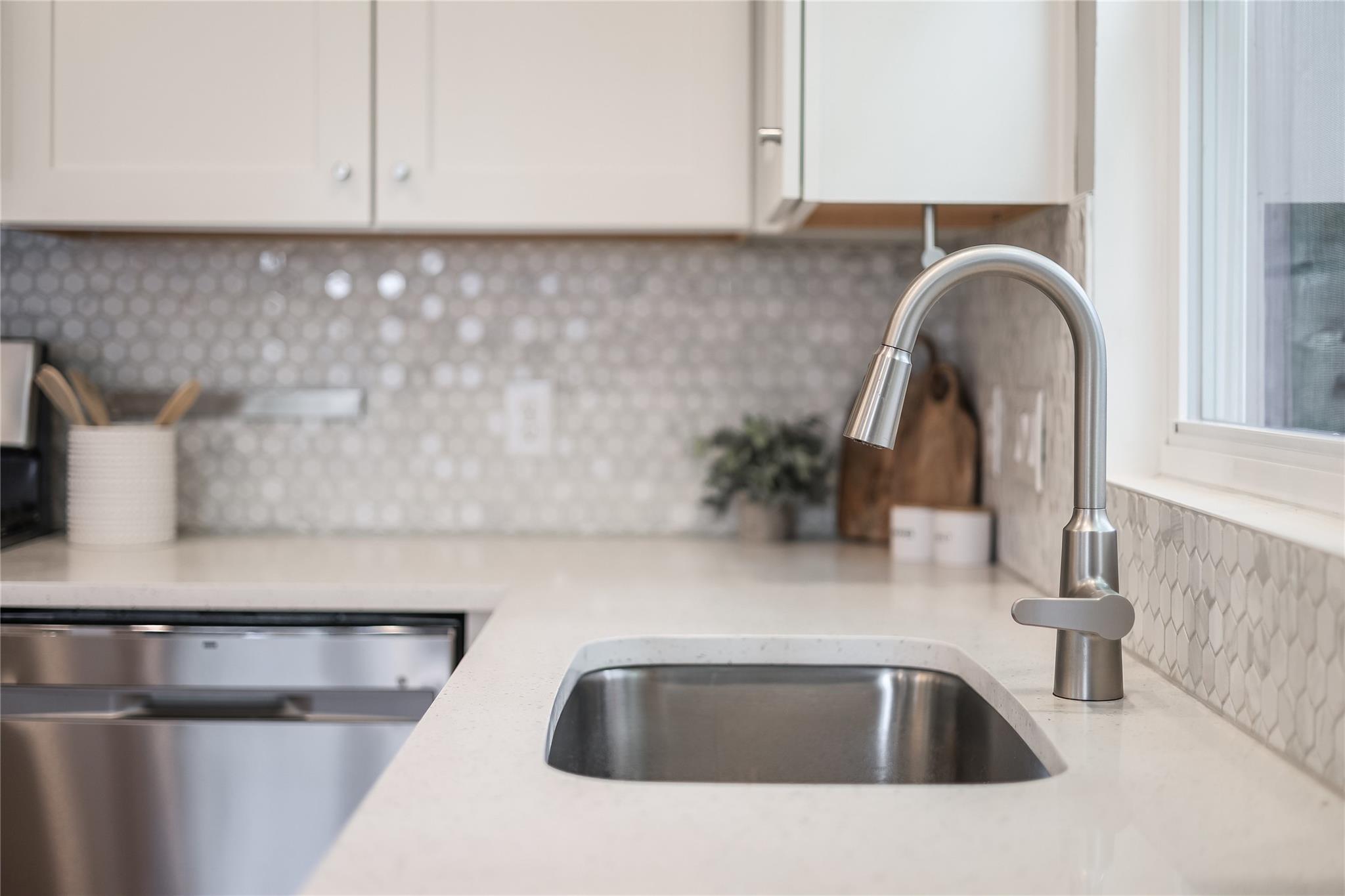 5512 Duval St # 2, Austin, TX 78751