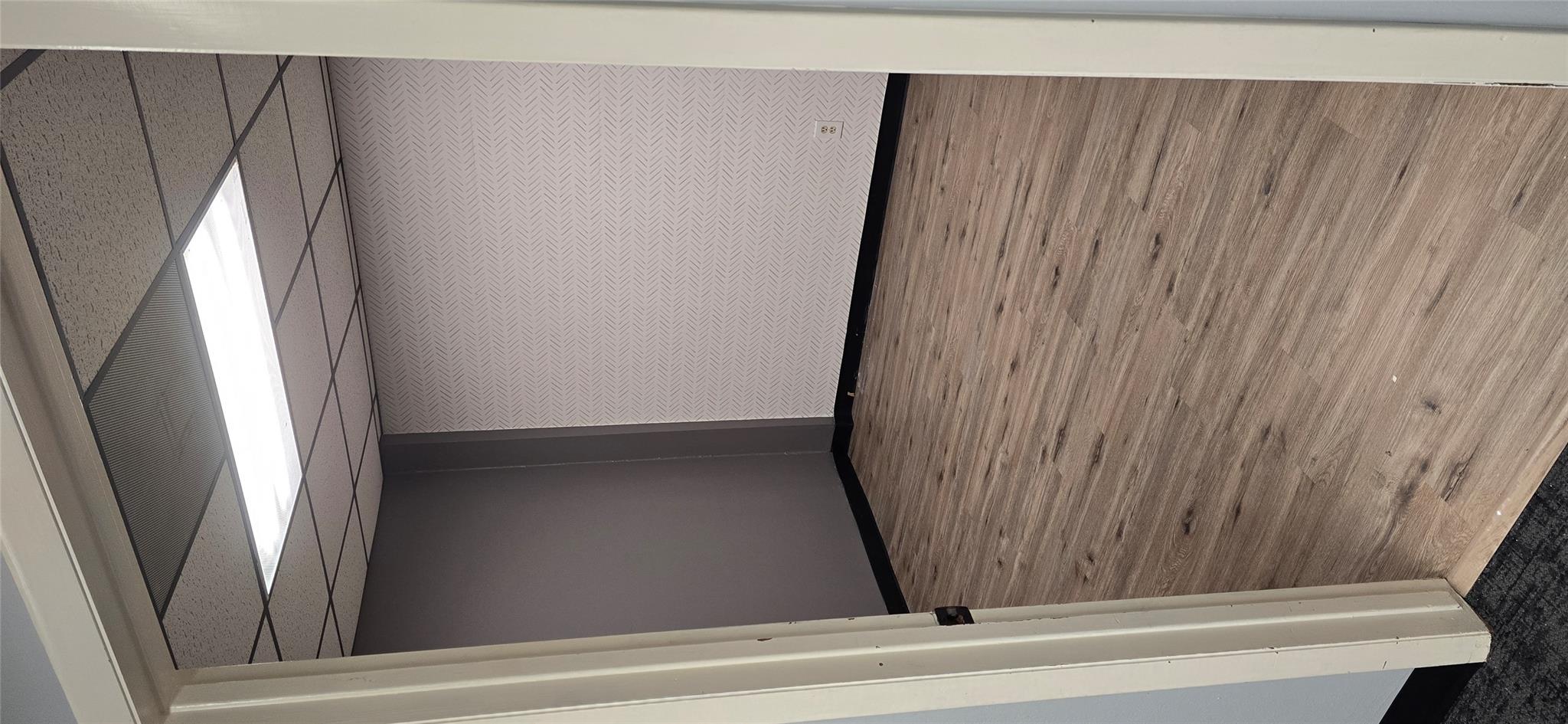 8711 burnet rd Rd # e50, Austin, TX 78757