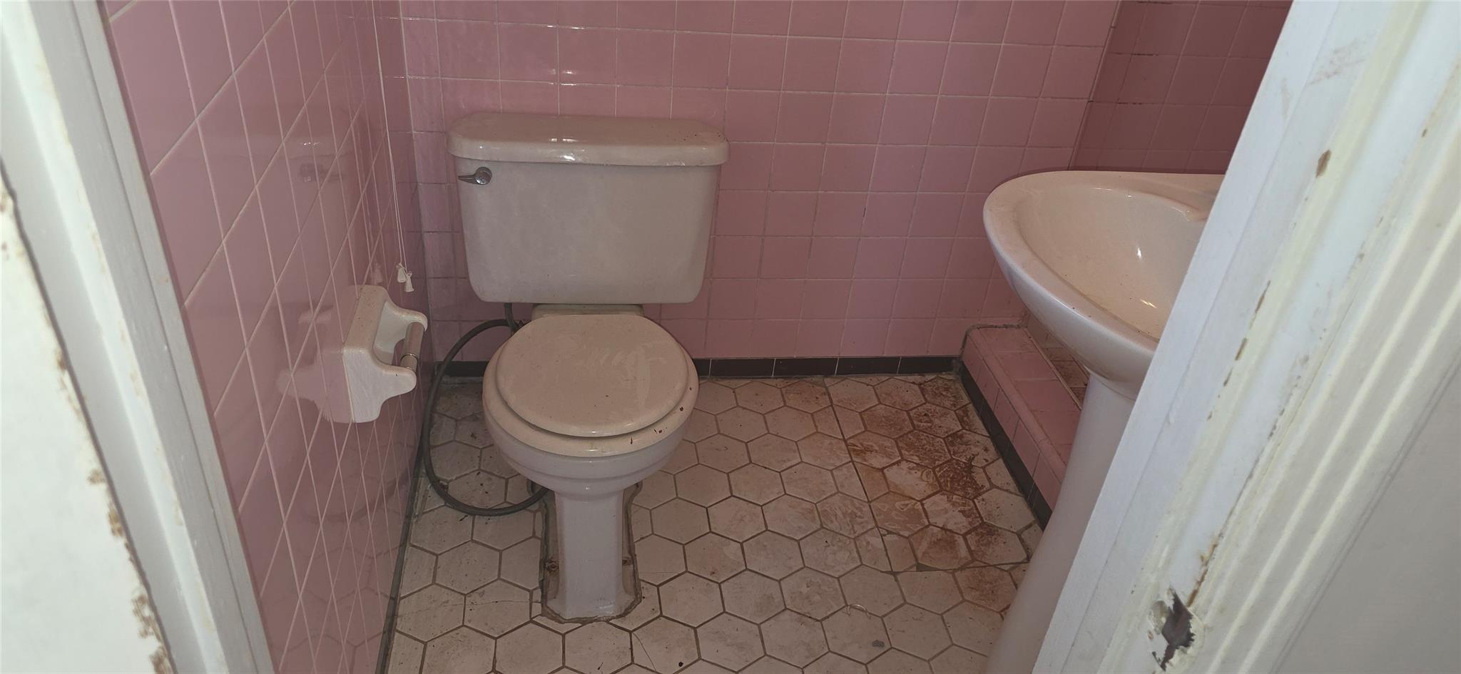 9270 San Marcos Highway, Fentress, TX 78622