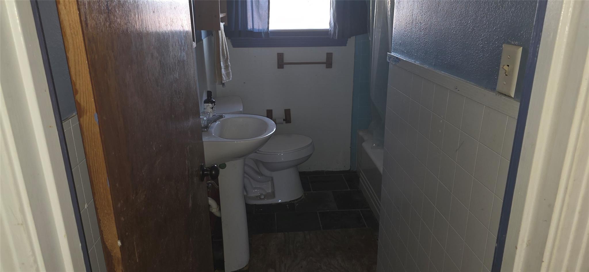 9270 San Marcos Highway, Fentress, TX 78622