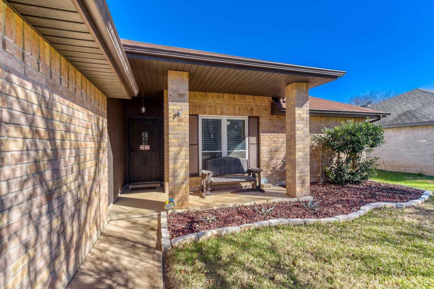 608 Battlecreek Ln, Leander, TX 78641