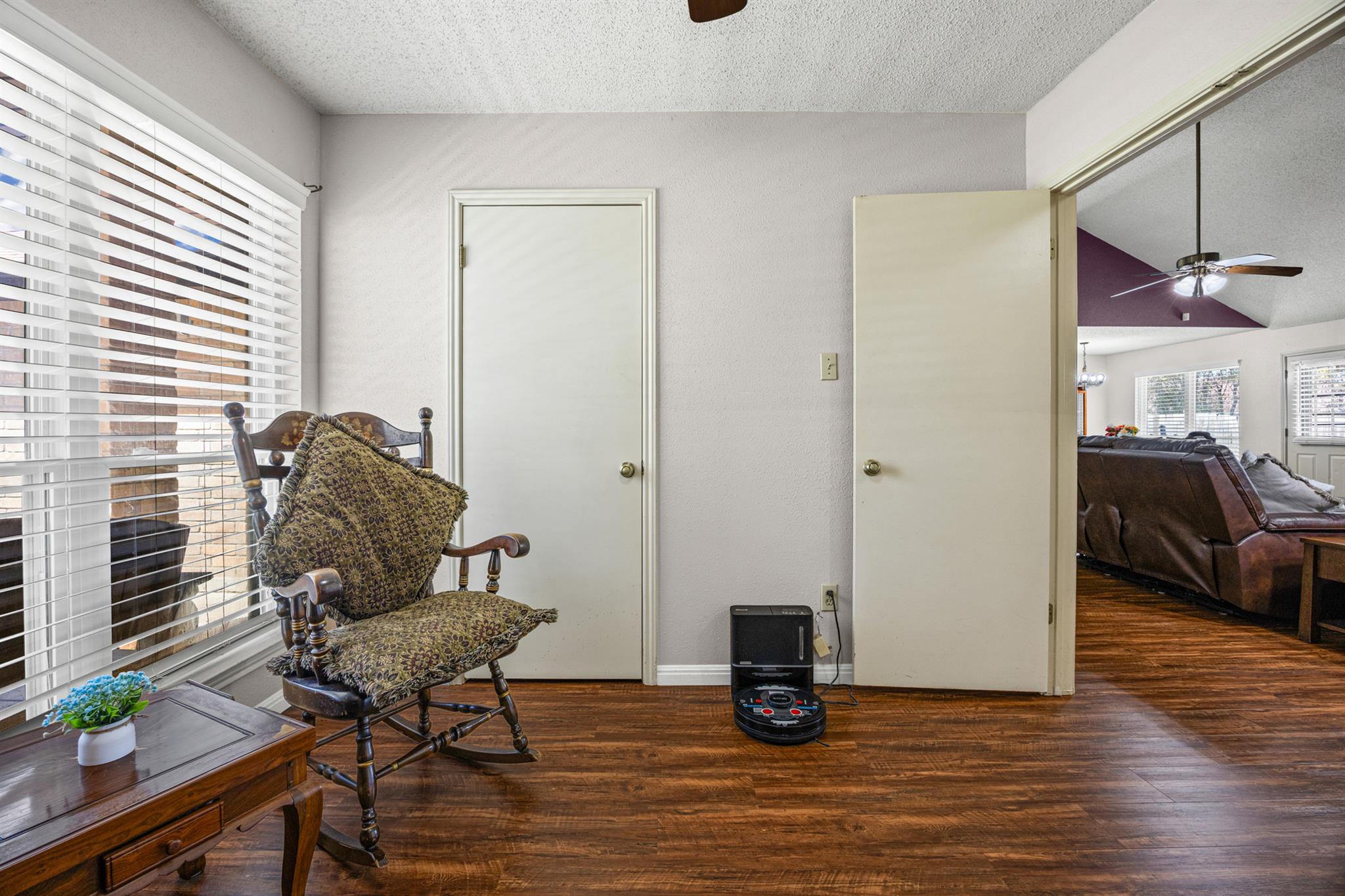 608 Battlecreek Ln, Leander, TX 78641