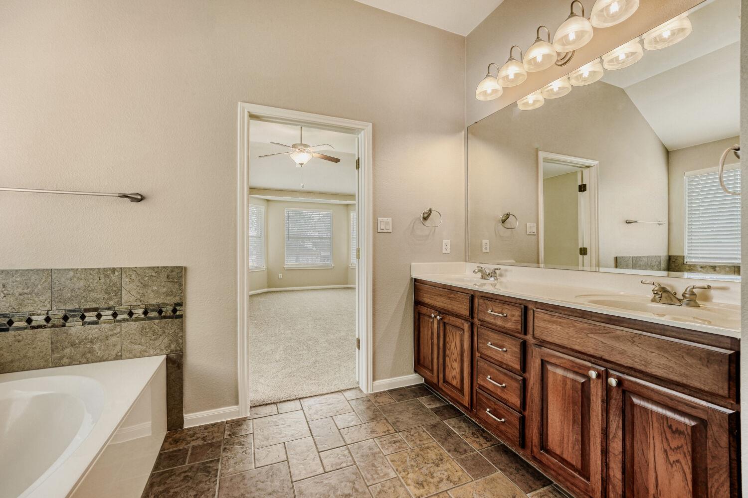 12501 Gun Metal Dr, Austin, TX 78739