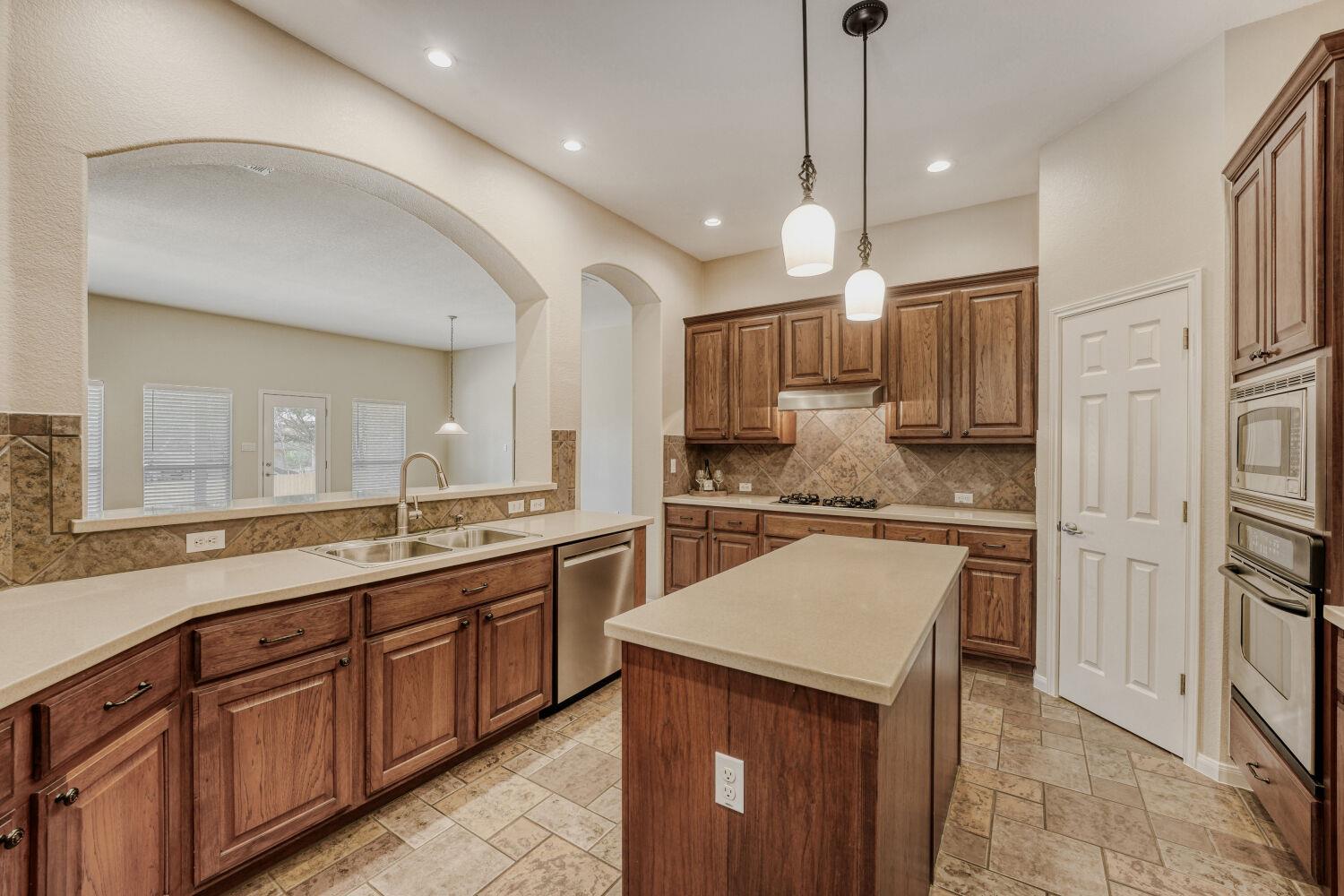 12501 Gun Metal Dr, Austin, TX 78739