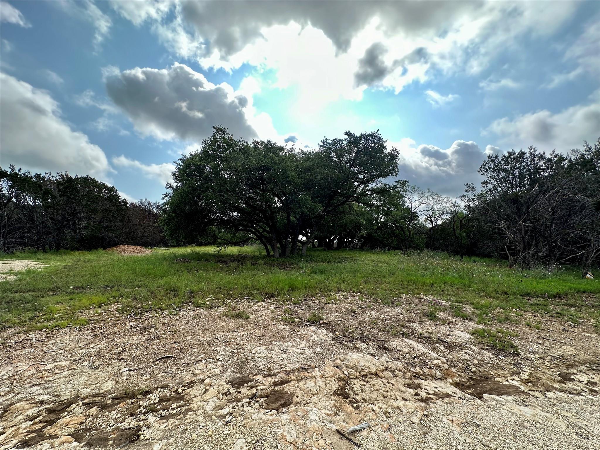 285 Donnie Dr, Lampasas, TX 76550