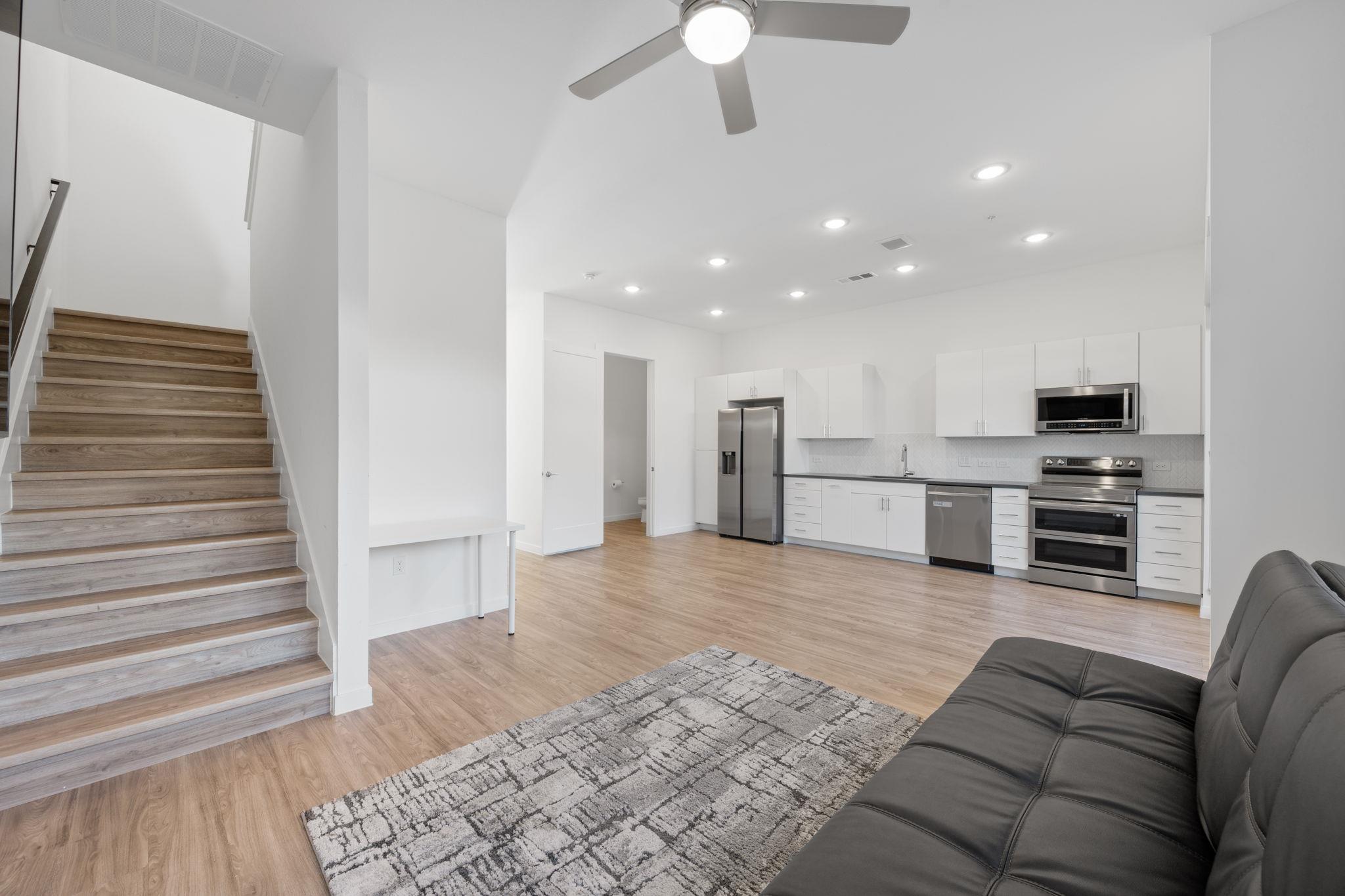 4901 Springdale Rd # 106, Austin, TX 78723