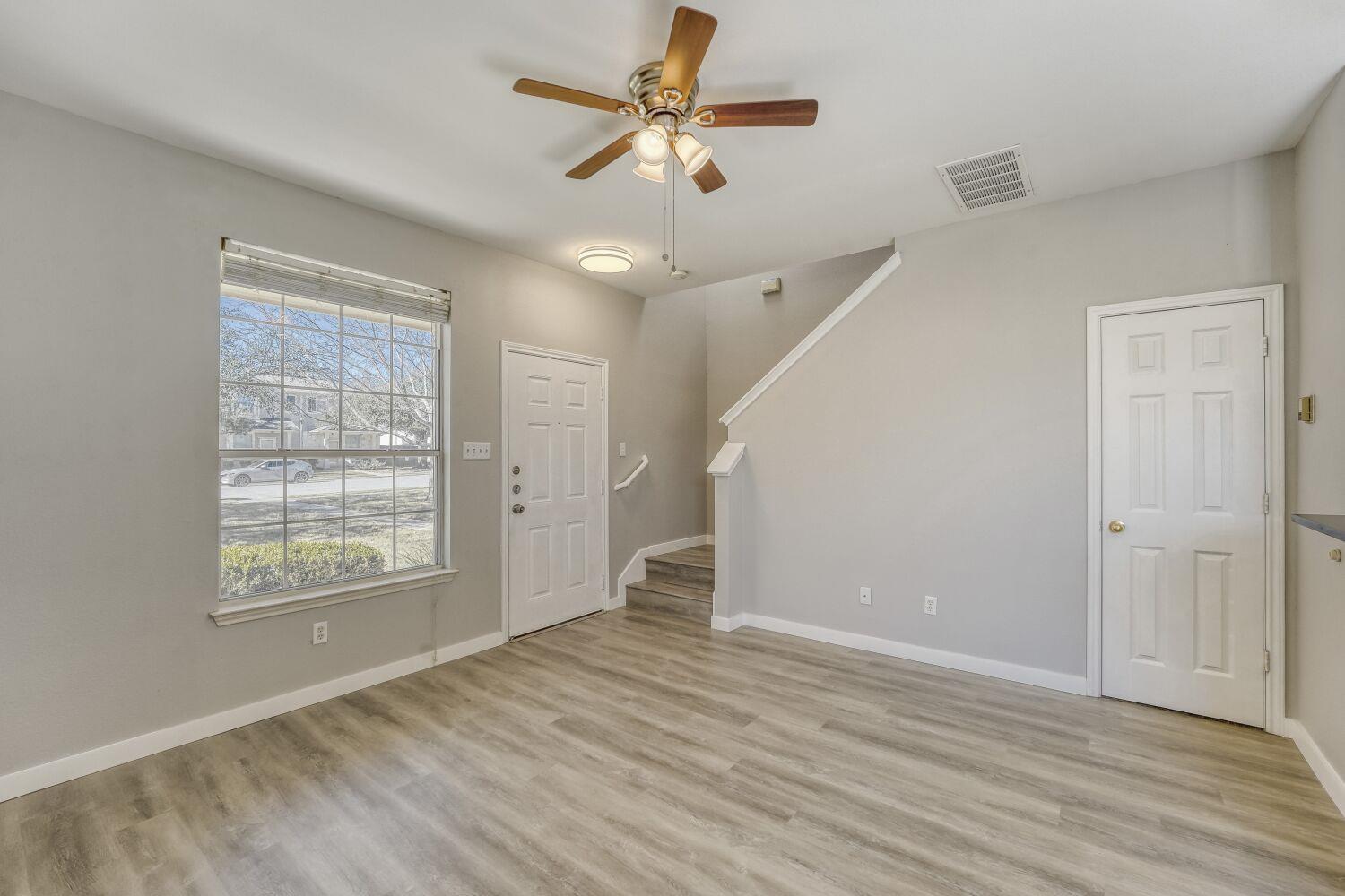 904 Sebastian Bnd # B, Pflugerville, TX 78660