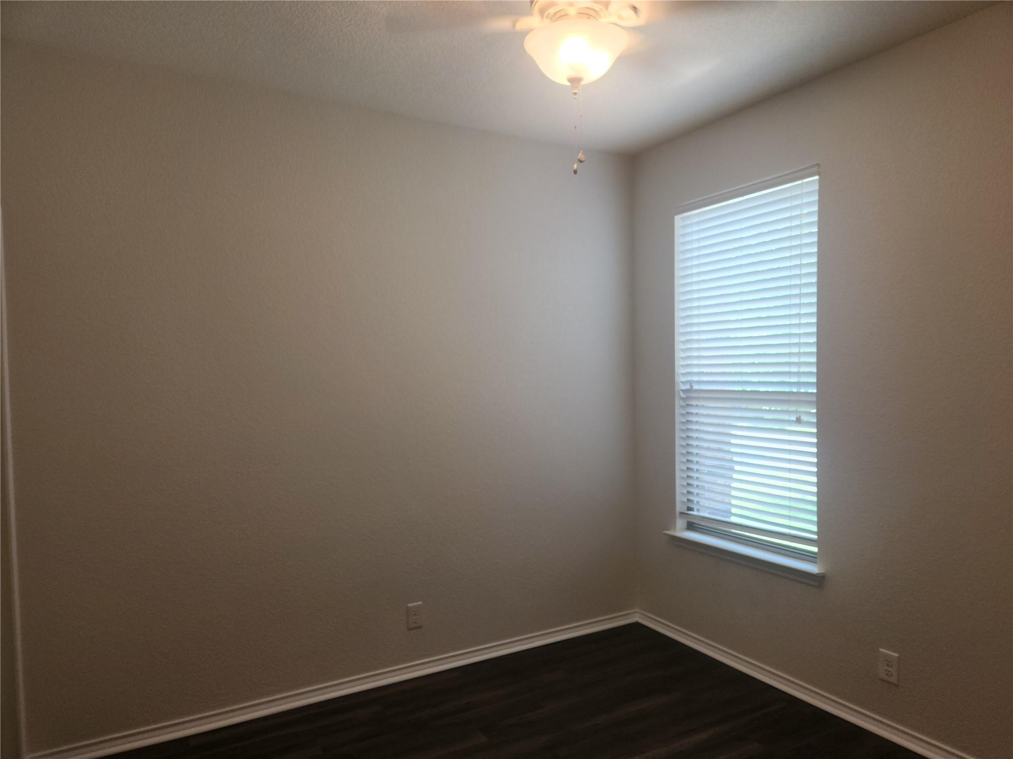 205 Beech Dr, Kyle, TX 78640