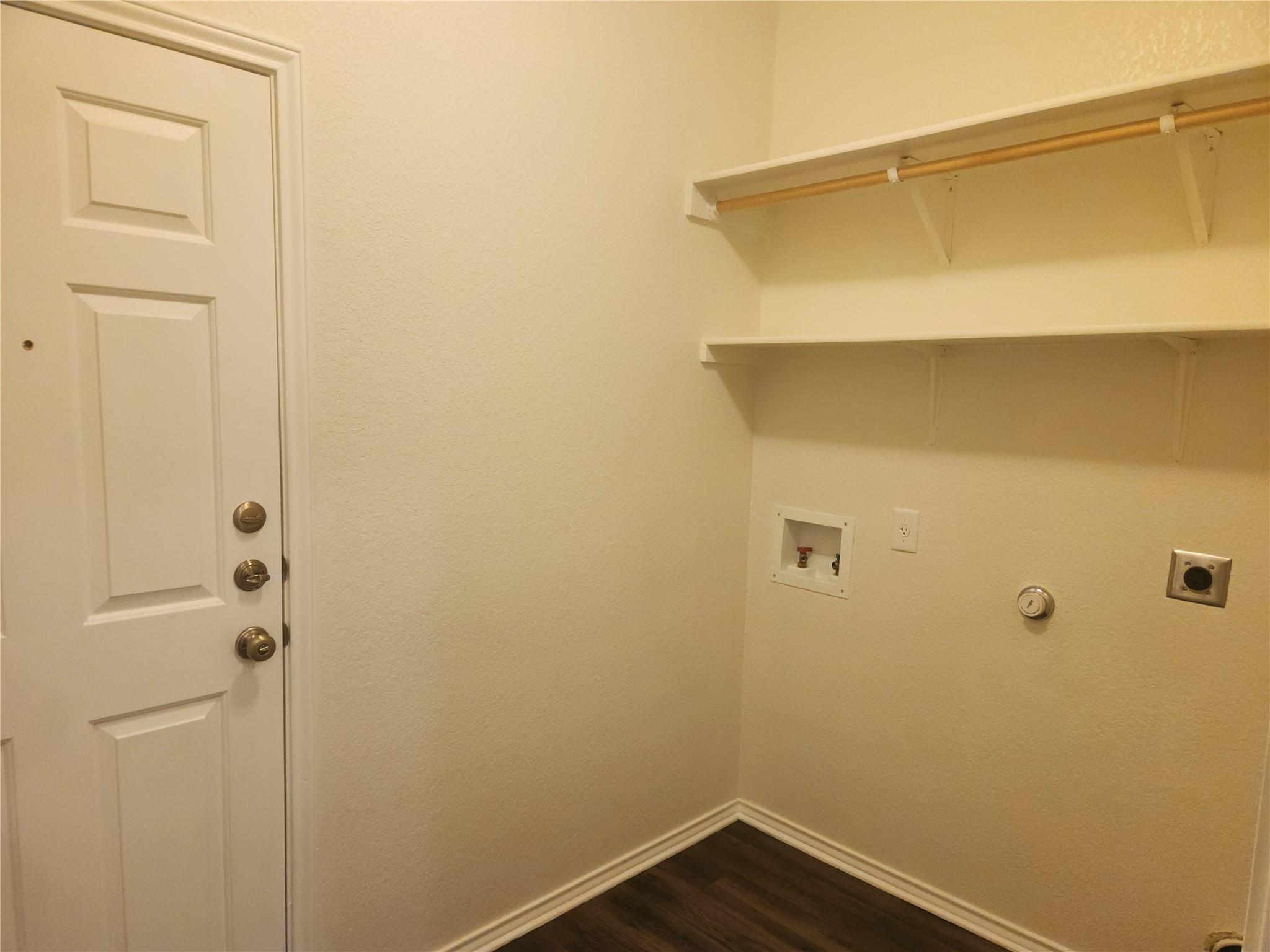 205 Beech Dr, Kyle, TX 78640