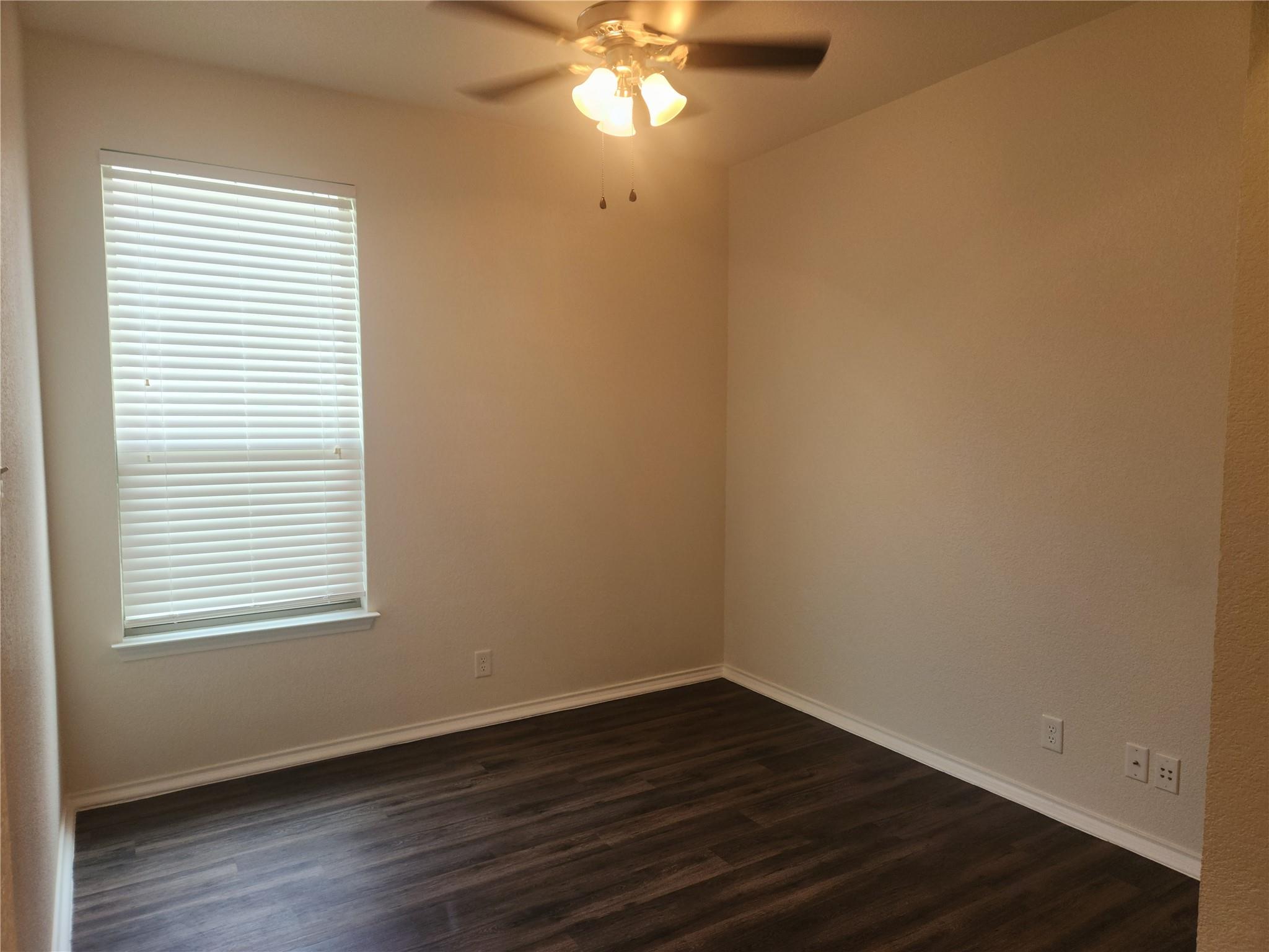 205 Beech Dr, Kyle, TX 78640