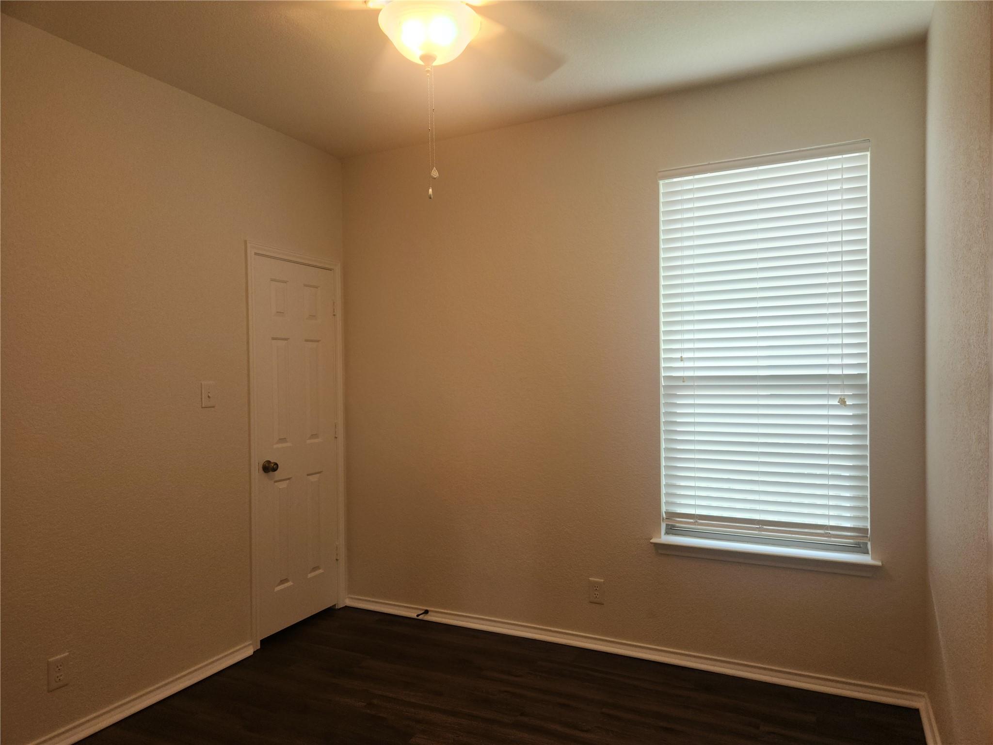 205 Beech Dr, Kyle, TX 78640