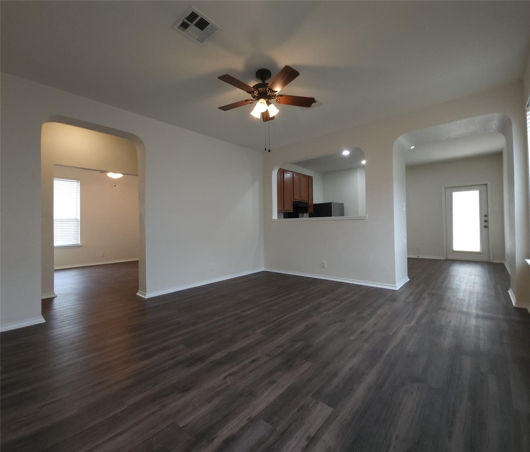 205 Beech Dr, Kyle, TX 78640