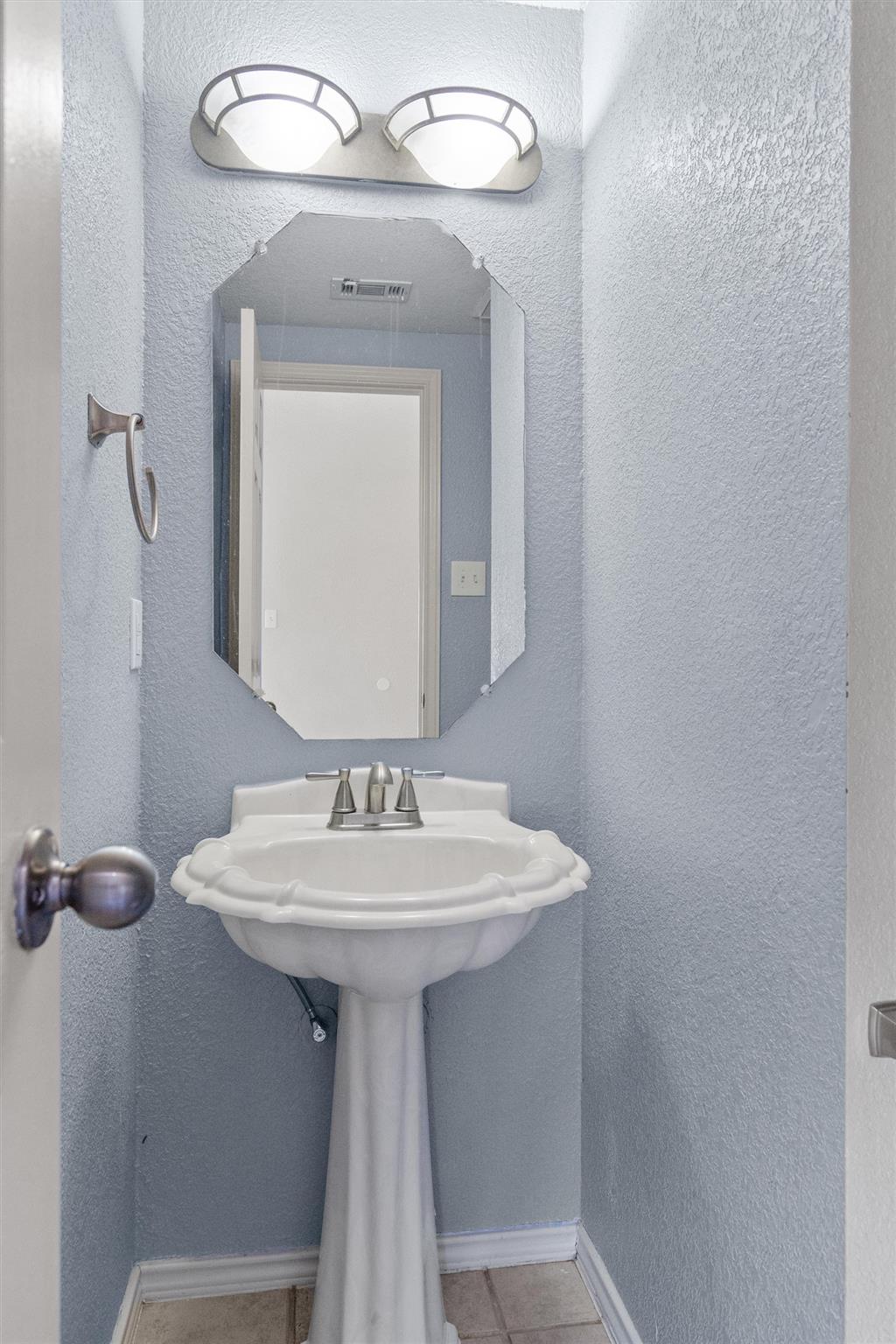 3515 Rock Shelf Ln, Round Rock, TX 78681