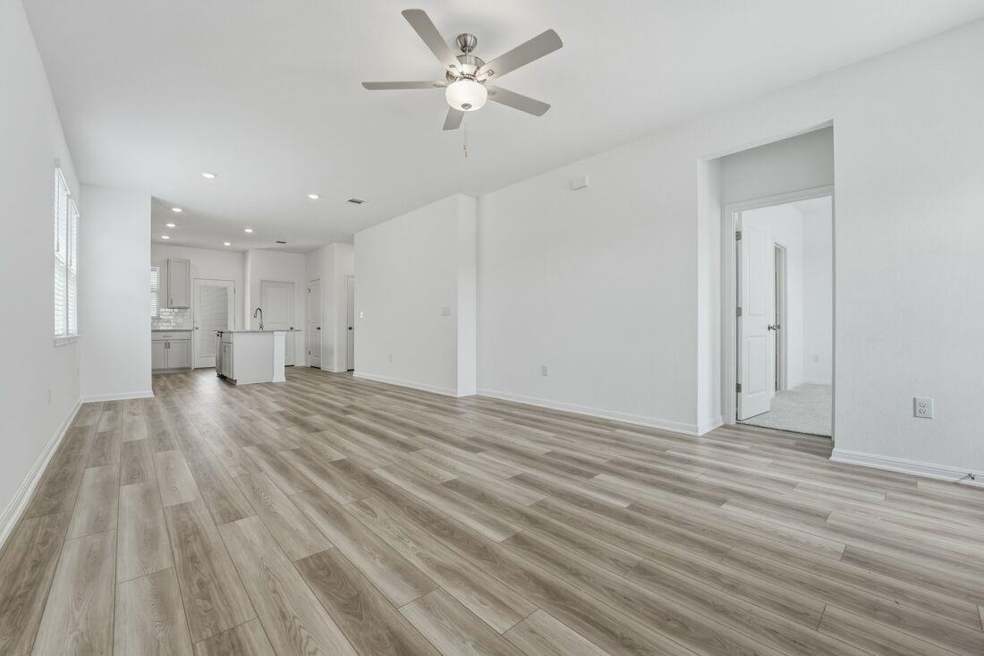 5916 Swedish Farms Ter, Del Valle, TX 78617