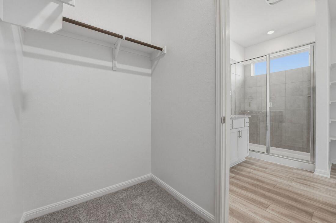 5916 Swedish Farms Ter, Del Valle, TX 78617