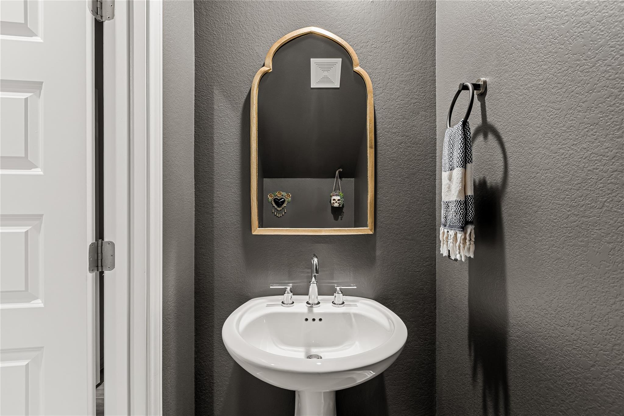 862 Pepperbark Loop, Buda, TX 78610