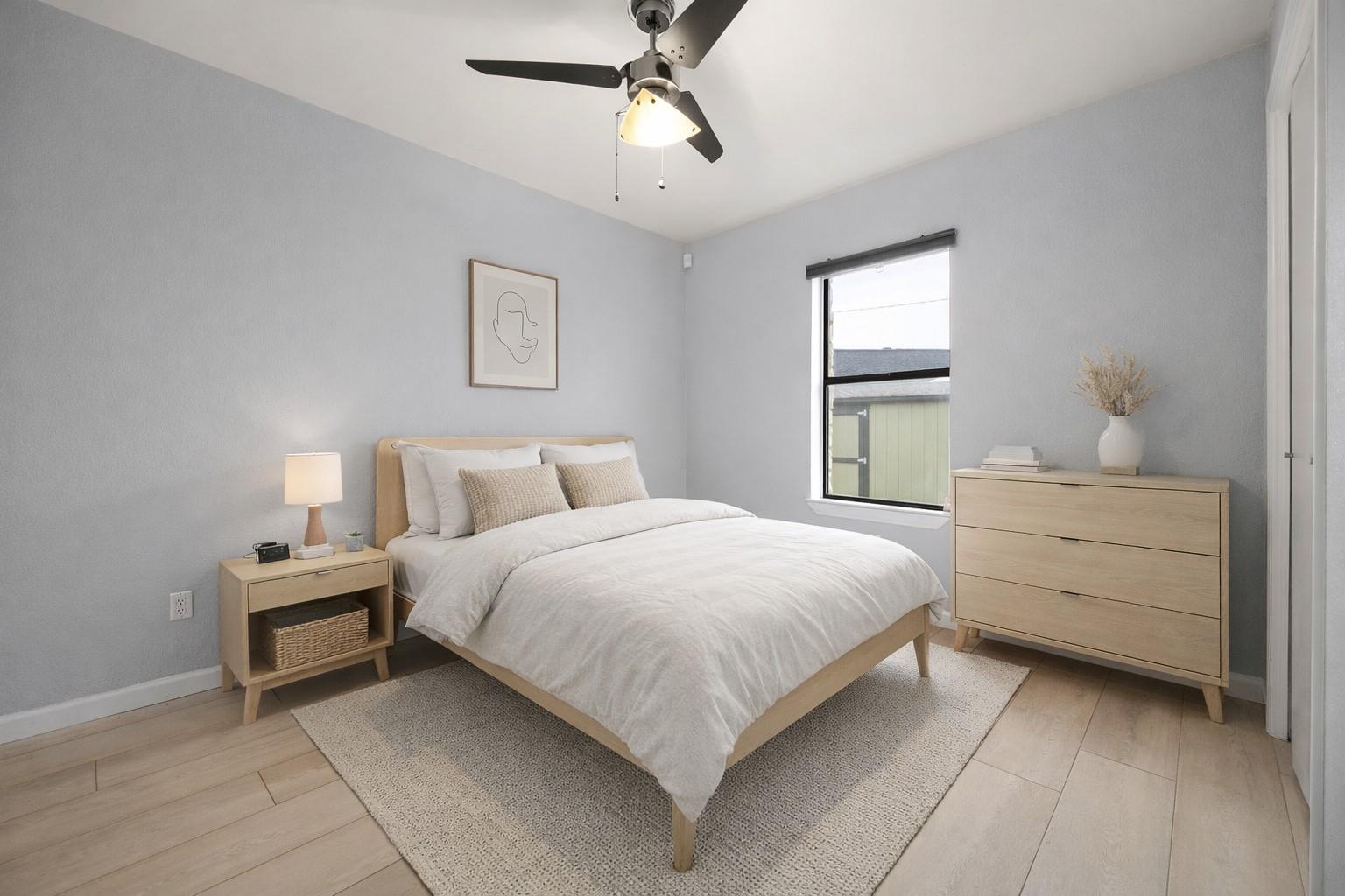 703 Oakridge Dr, Round Rock, TX 78681