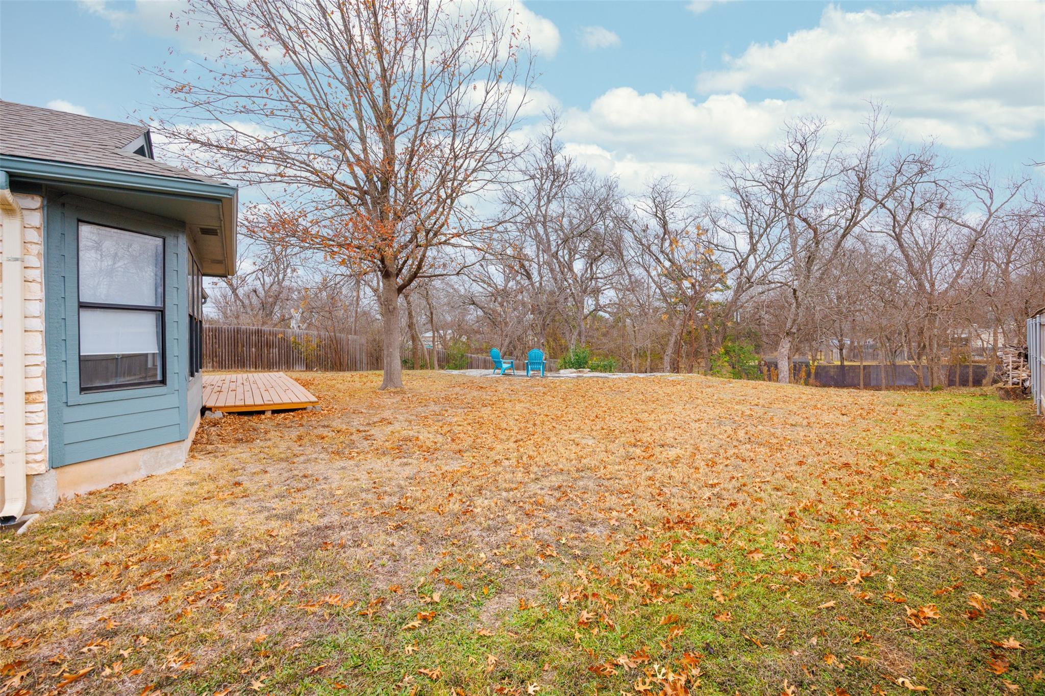 703 Oakridge Dr, Round Rock, TX 78681