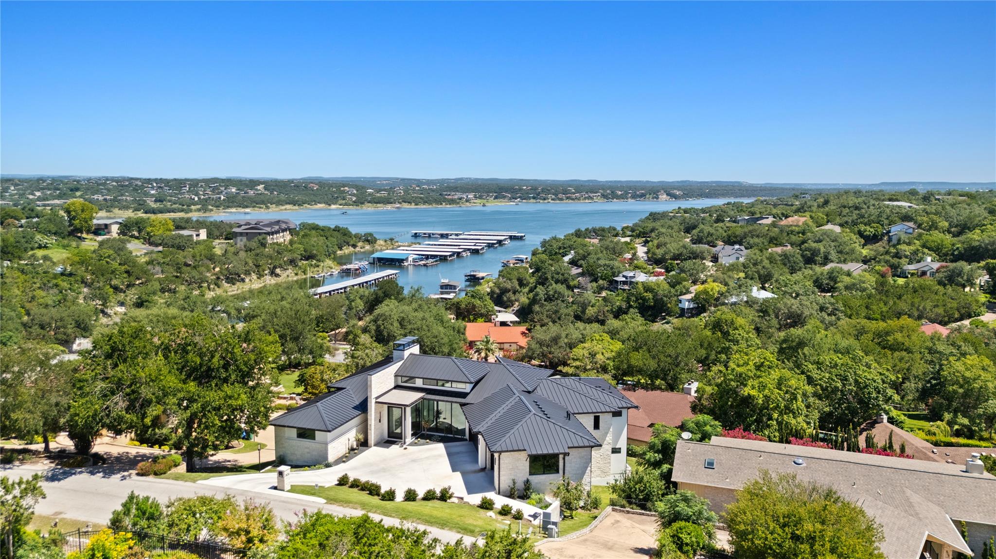 806 Sunfish St, Lakeway, TX 78734