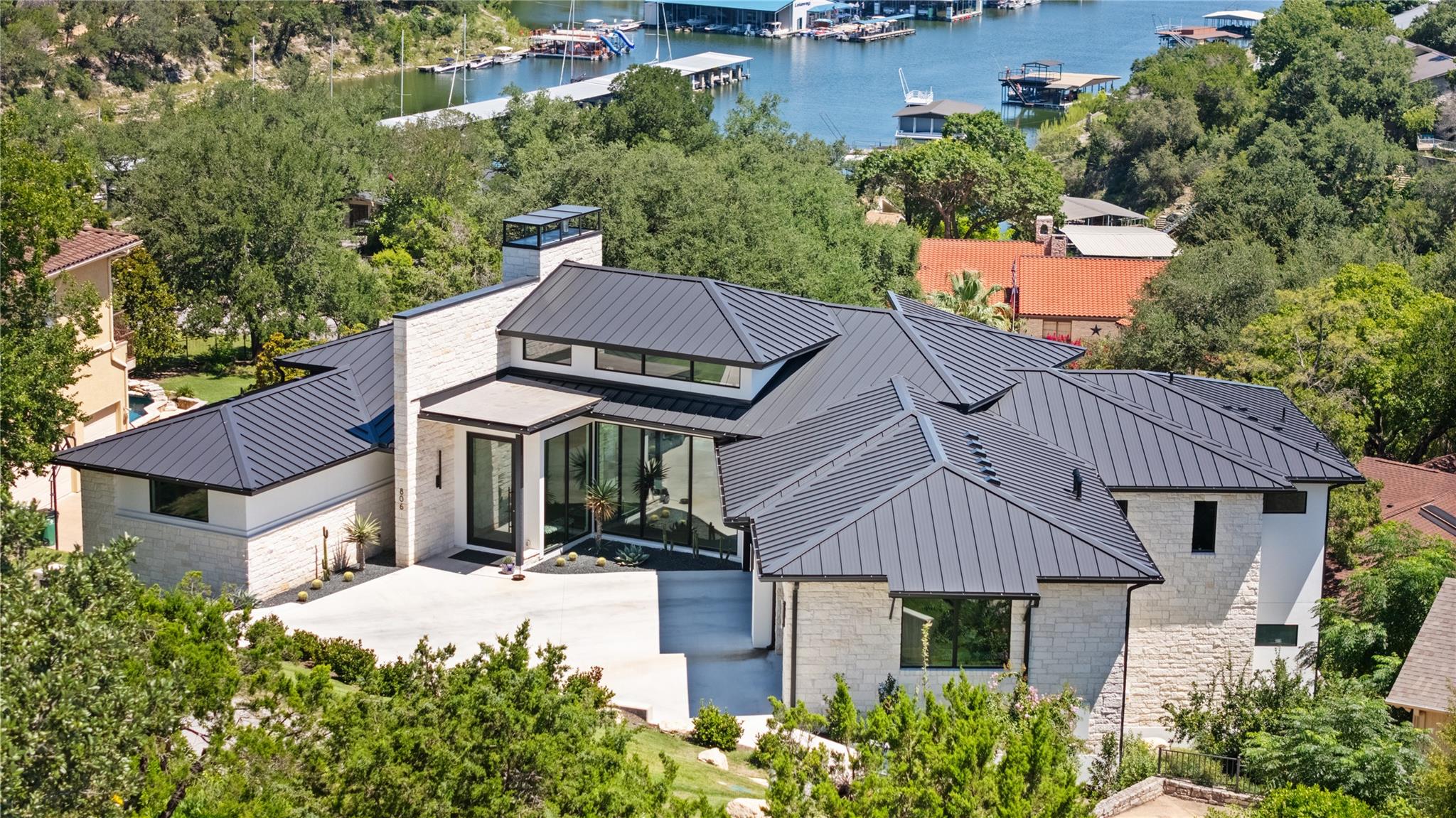 806 Sunfish St, Lakeway, TX 78734