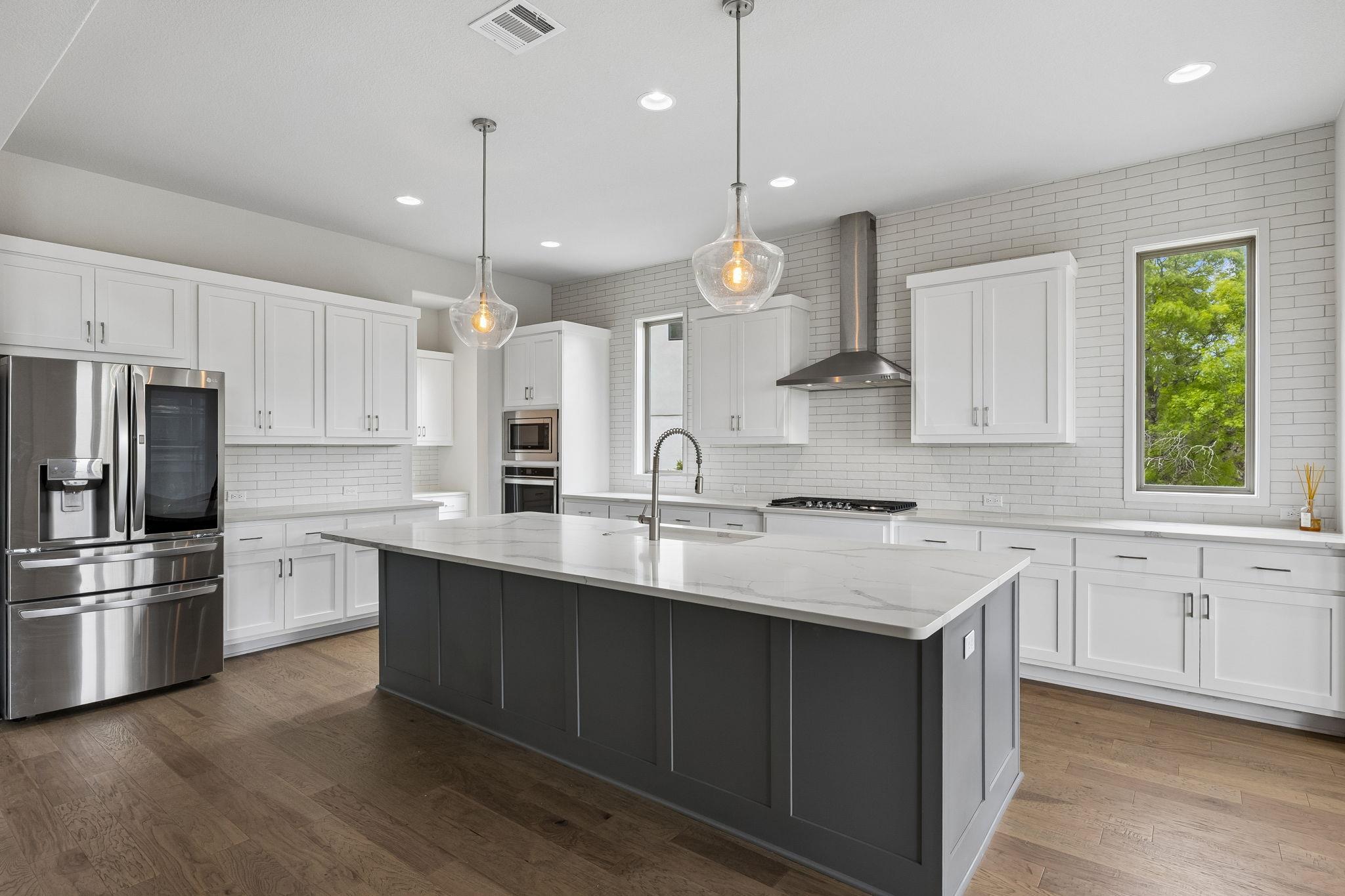 7212 Celebration Ct, Leander, TX 78645