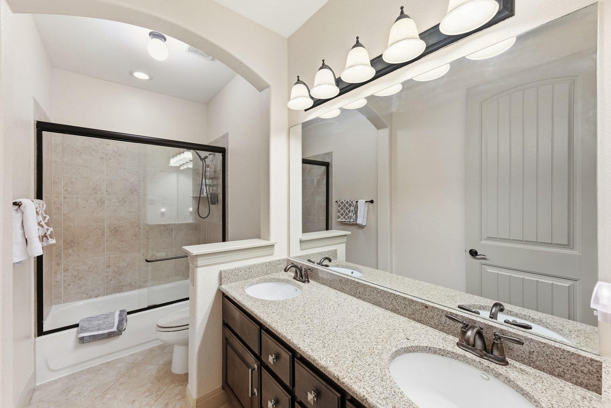 390 Hawthorne Loop, Driftwood, TX 78619