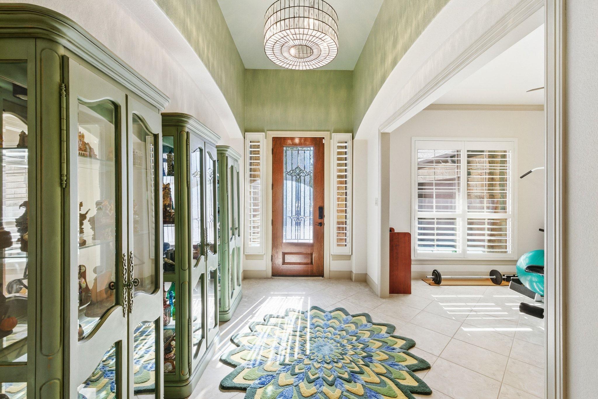 390 Hawthorne Loop, Driftwood, TX 78619