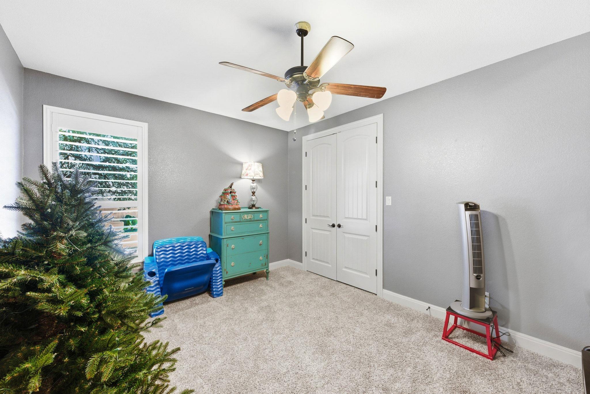 390 Hawthorne Loop, Driftwood, TX 78619