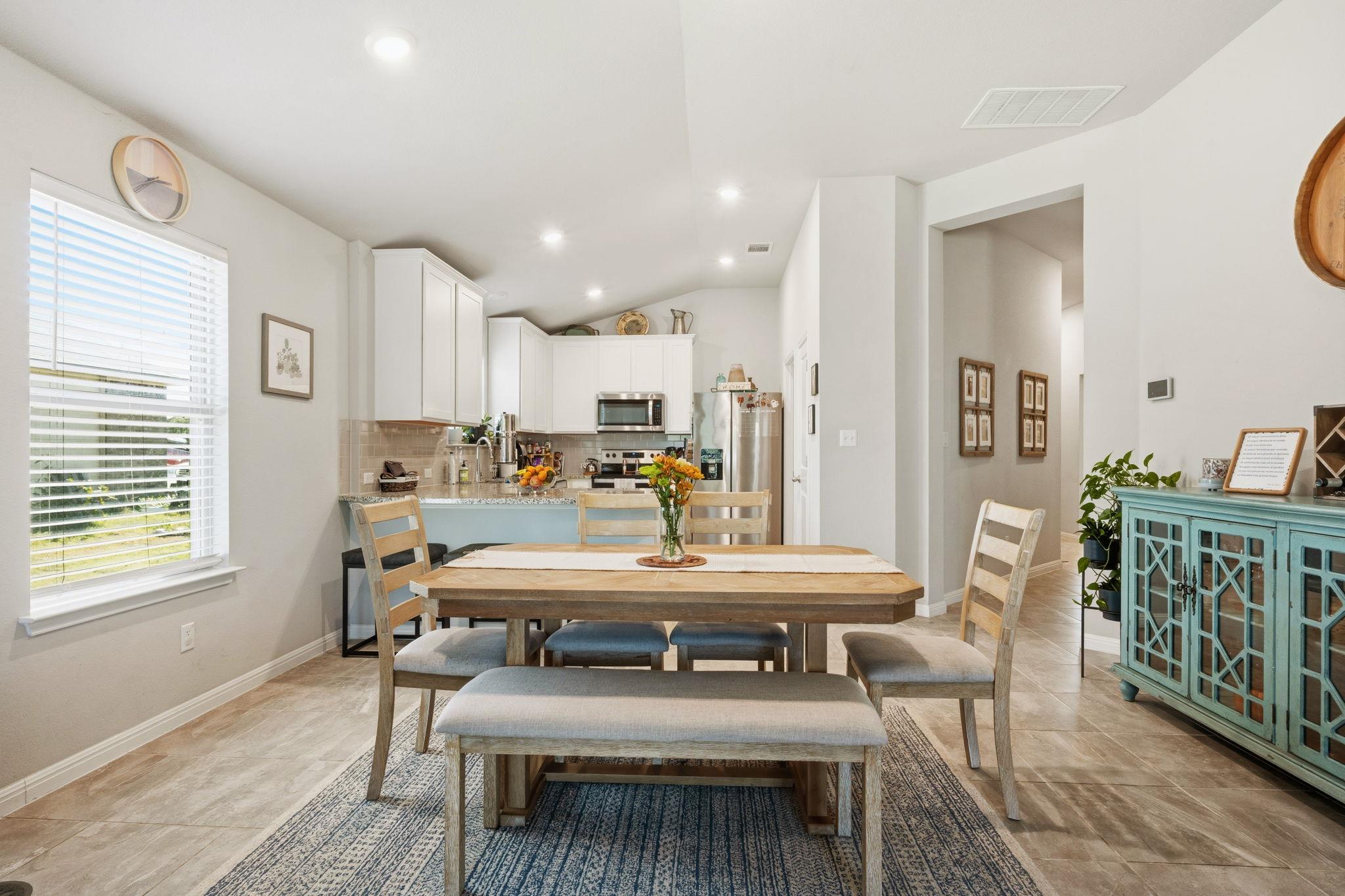 125 Night Sky Dr, Kyle, TX 78640