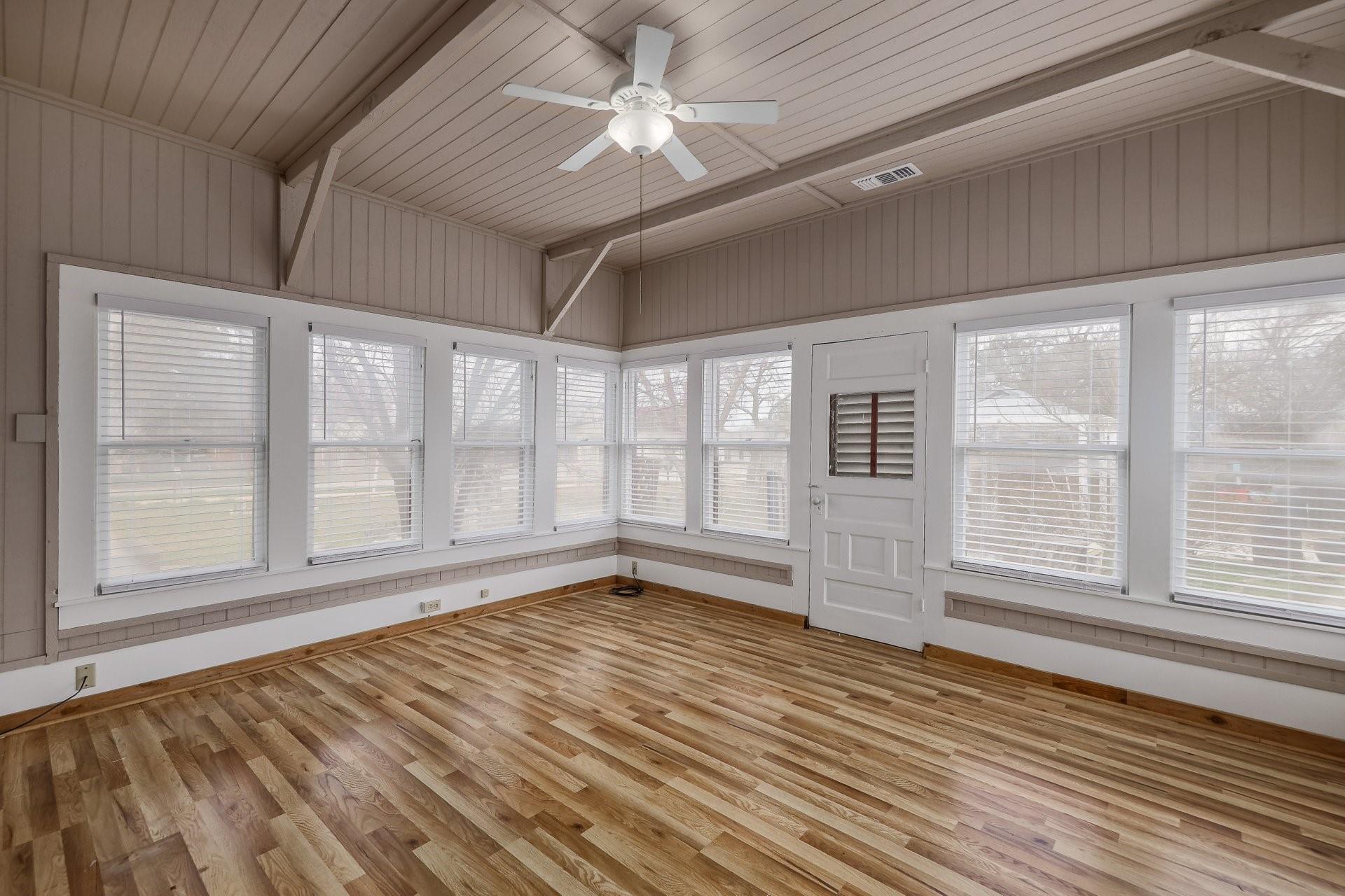 804 Main St, Liberty Hill, TX 78642