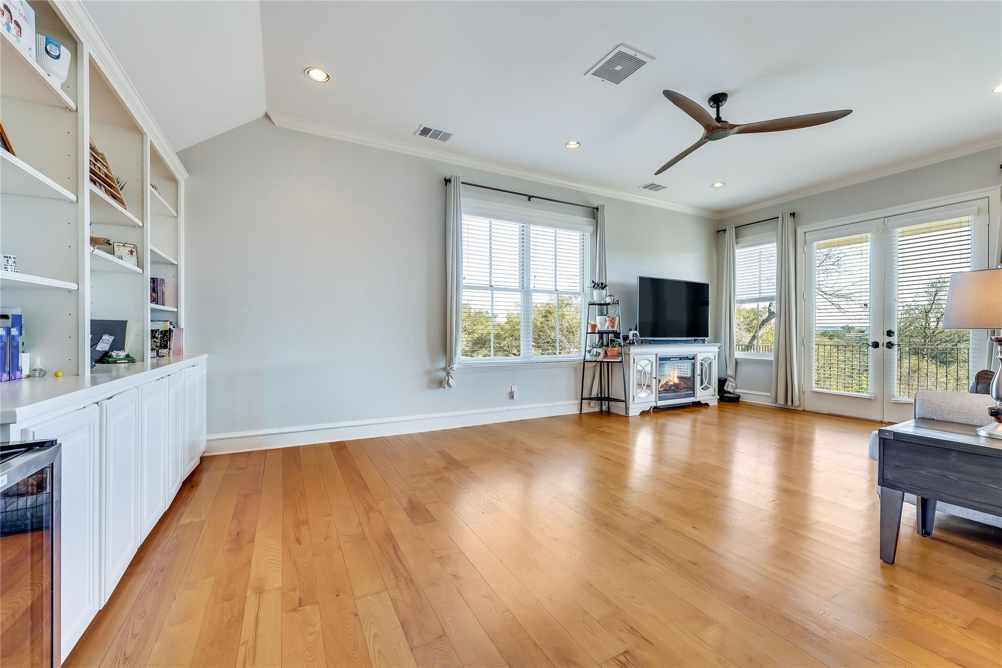 6109 Hudson Bend Rd, Austin, TX 78734