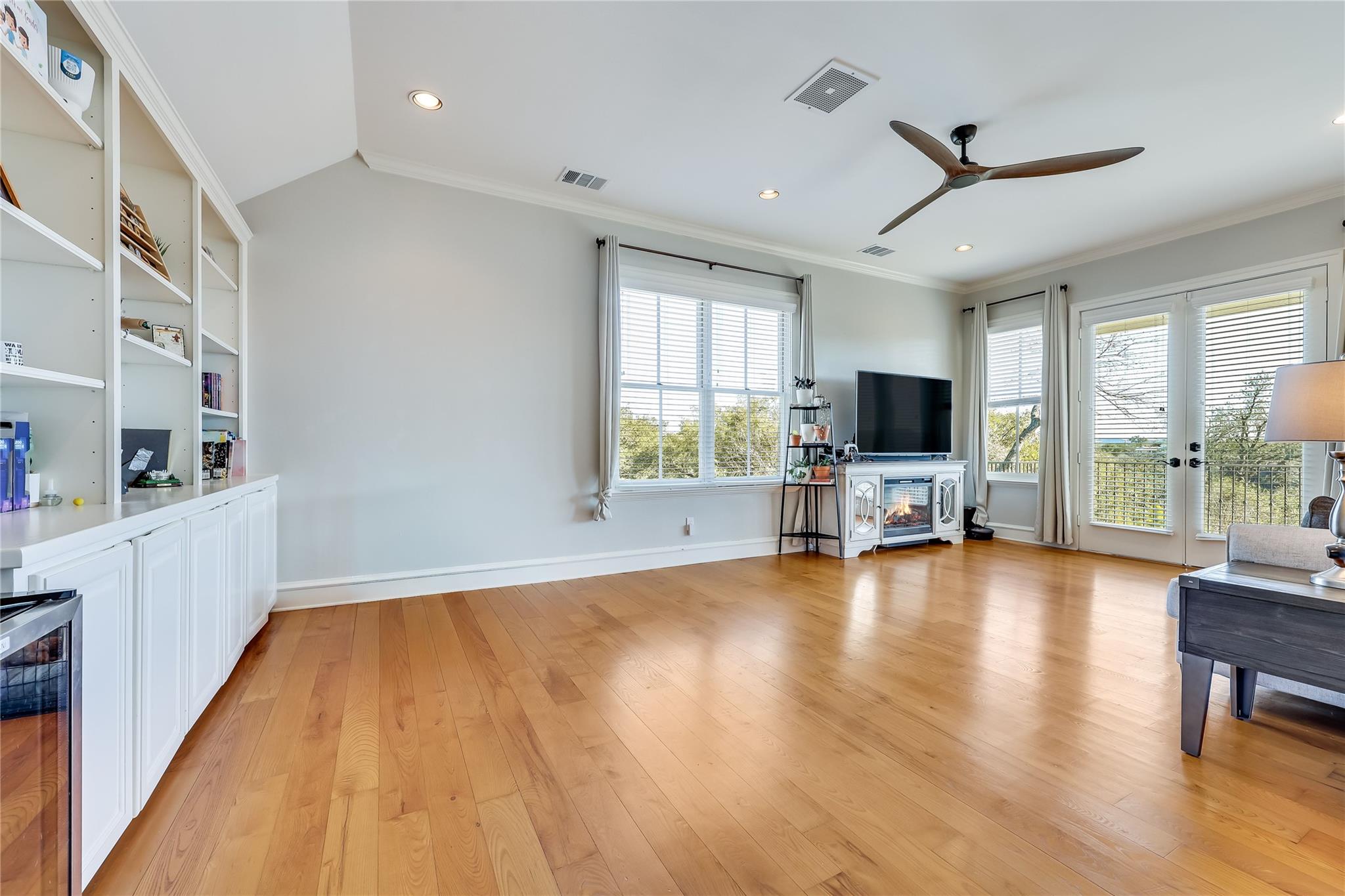 6109 Hudson Bend Rd, Austin, TX 78734