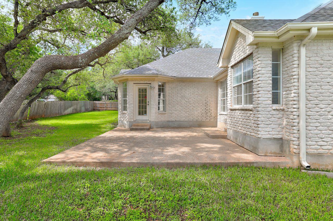 301 Rim Rock Dr, Georgetown, TX 78628