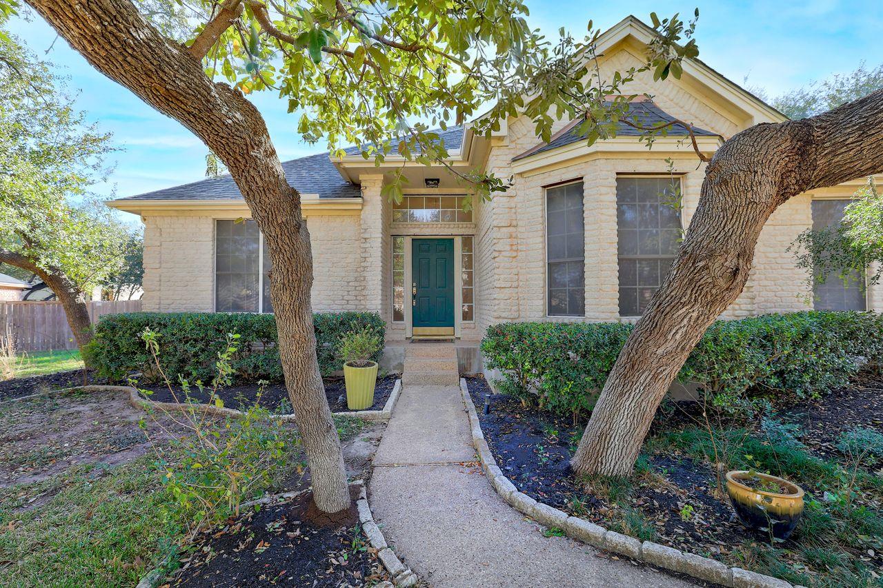 301 Rim Rock Dr, Georgetown, TX 78628