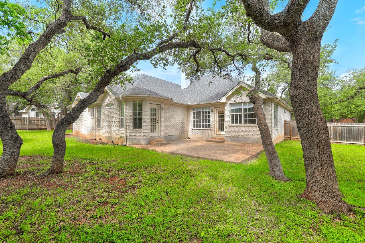 301 Rim Rock Dr, Georgetown, TX 78628